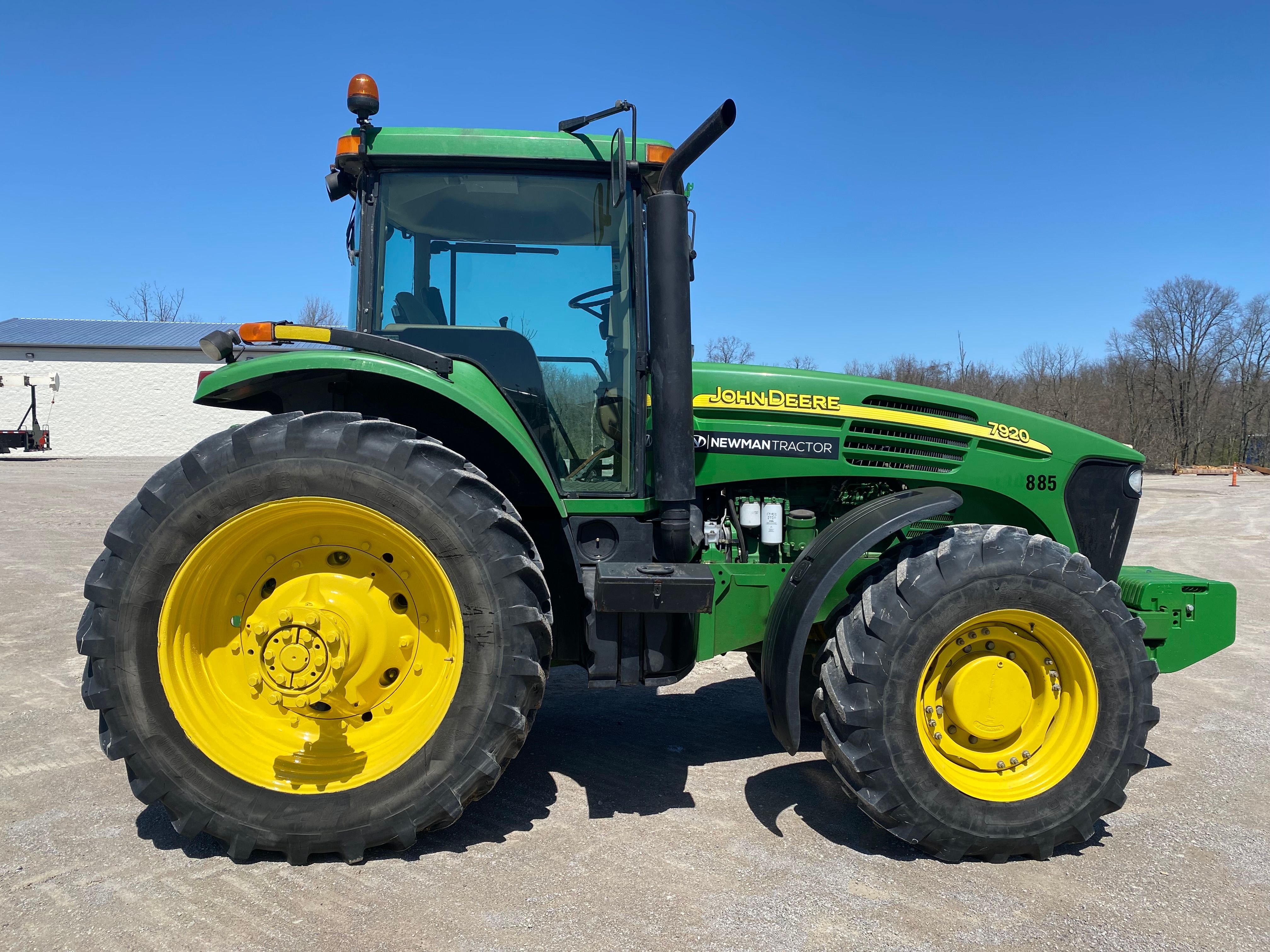 2006 JOHN DEERE 7920 Photo 5 Thumbnail