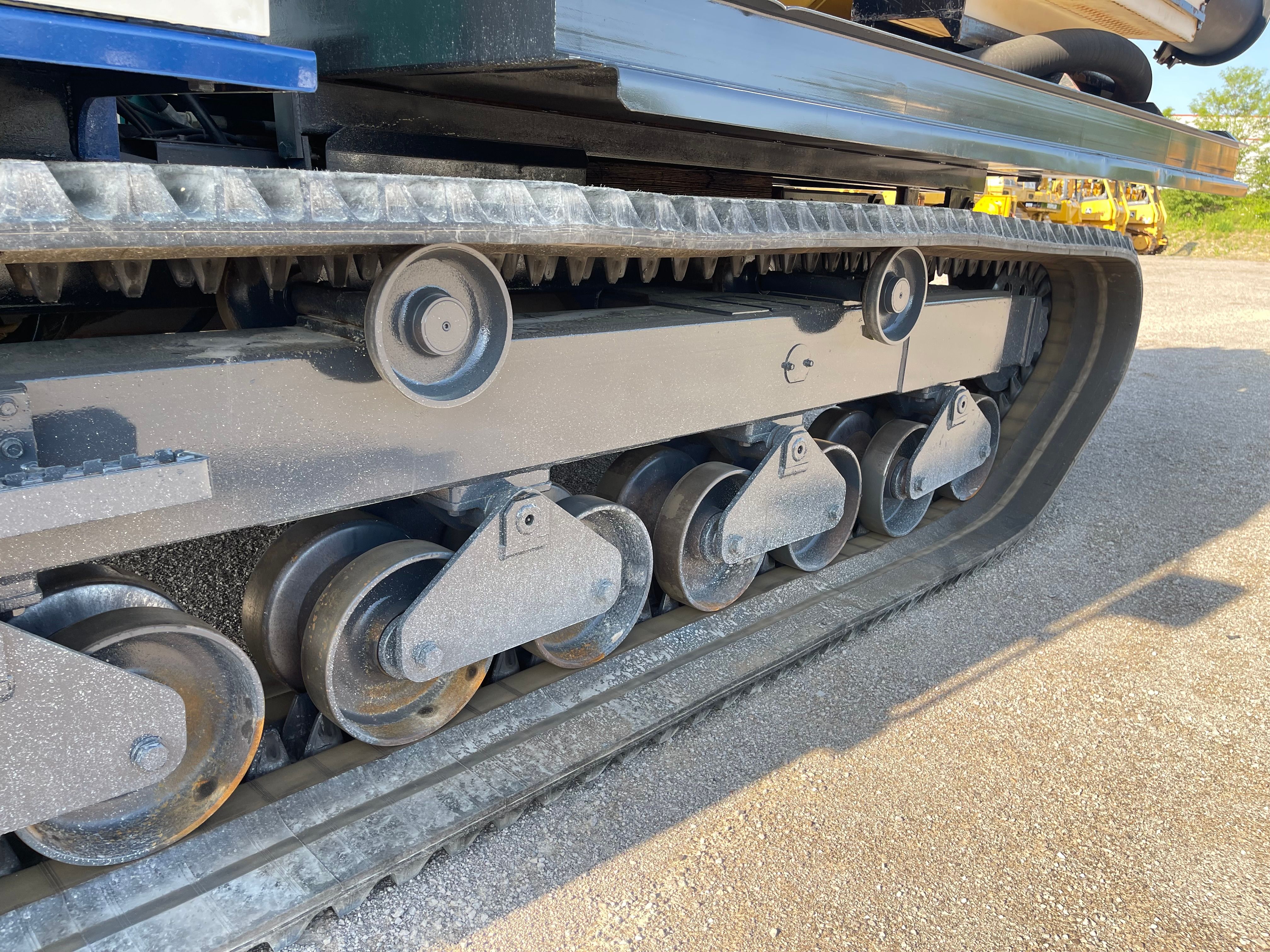 2008 IHI IC70-2 Photo 10 Thumbnail