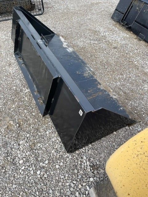 78" SKID STEER BUCKET Photo 4 Thumbnail