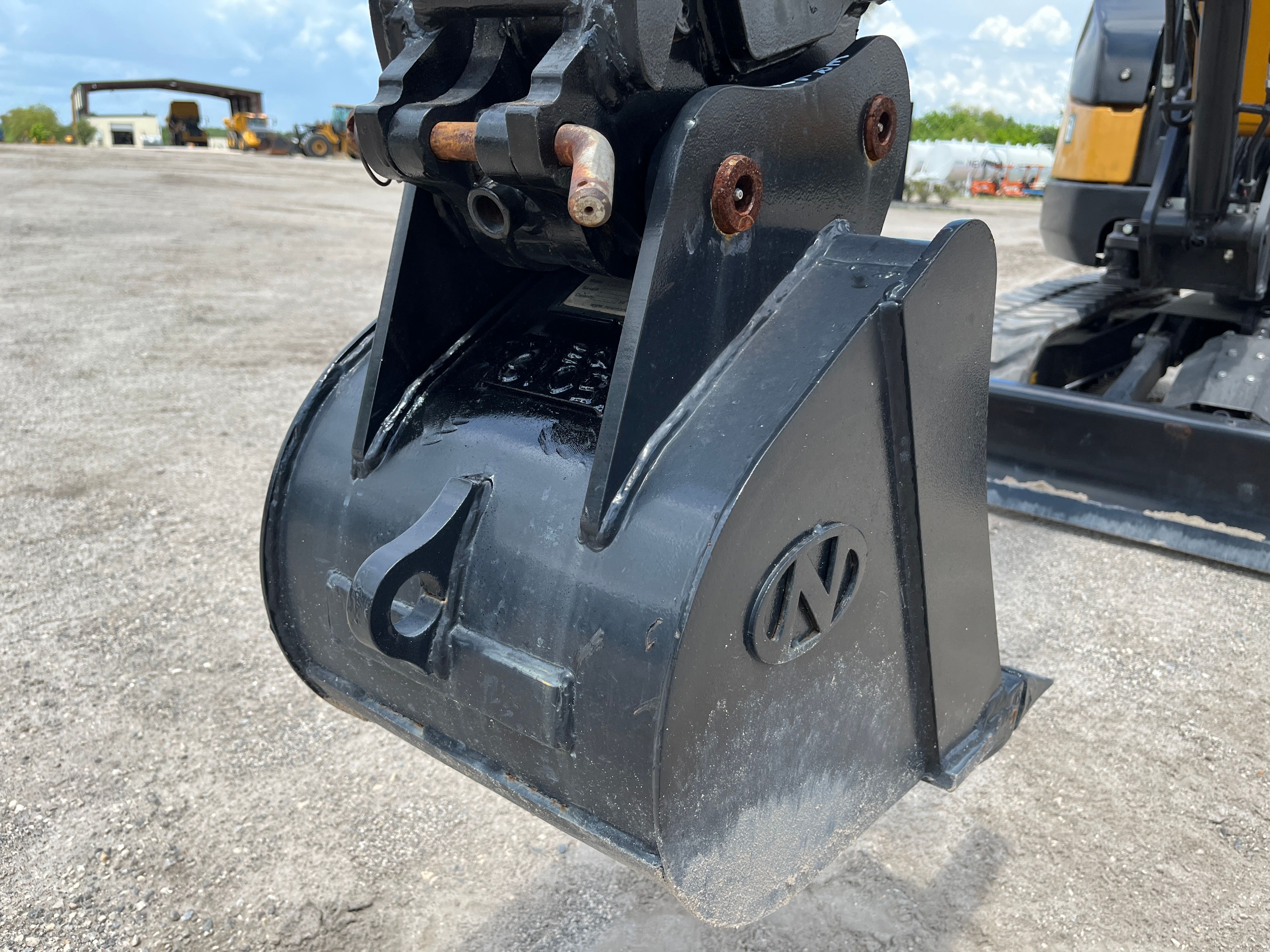 16" EXCAVATOR DIGGING BUCKET 40MM PIN Photo 3 Thumbnail