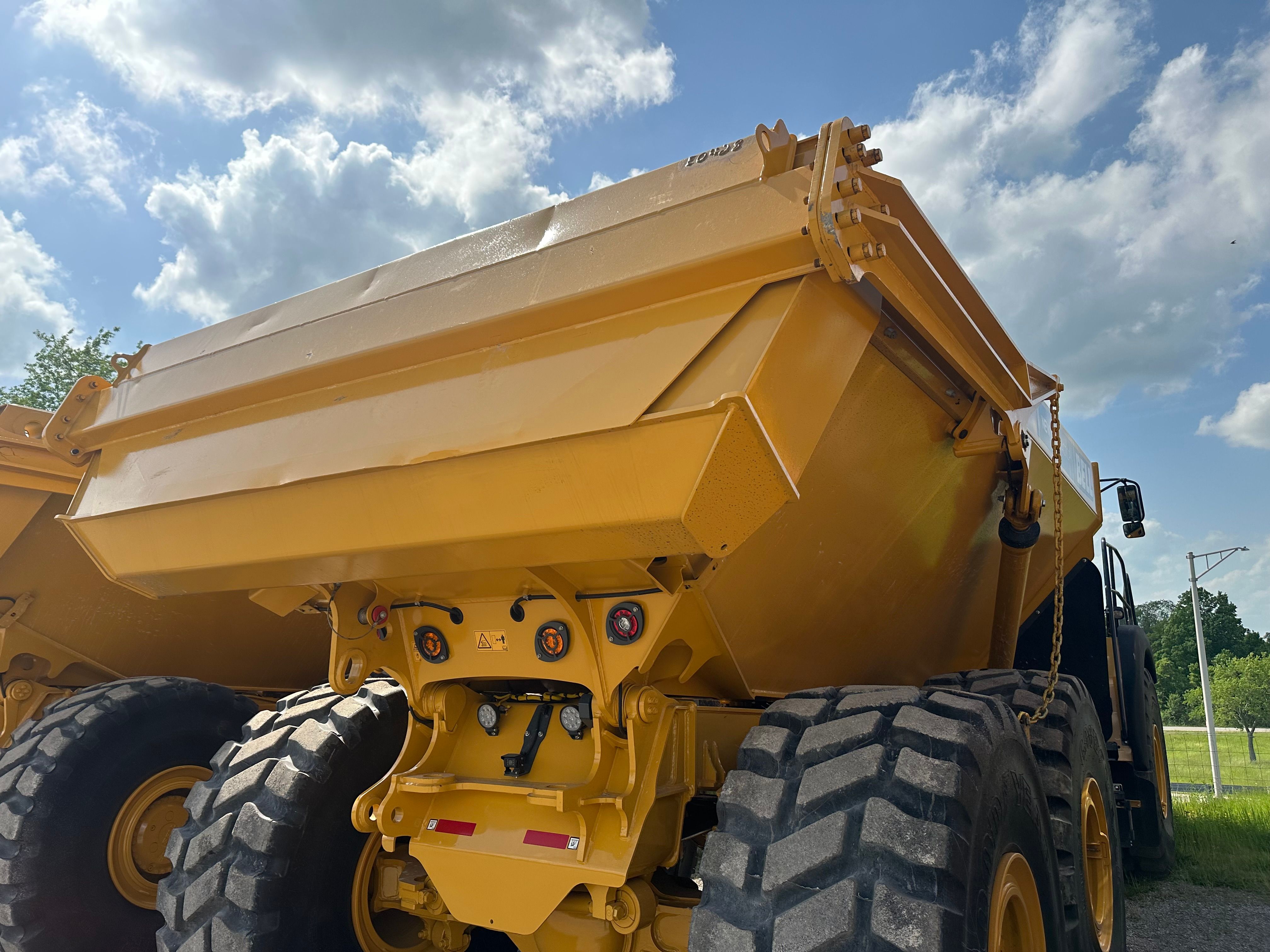 TAILGATE FOR B45E Photo 1 Thumbnail