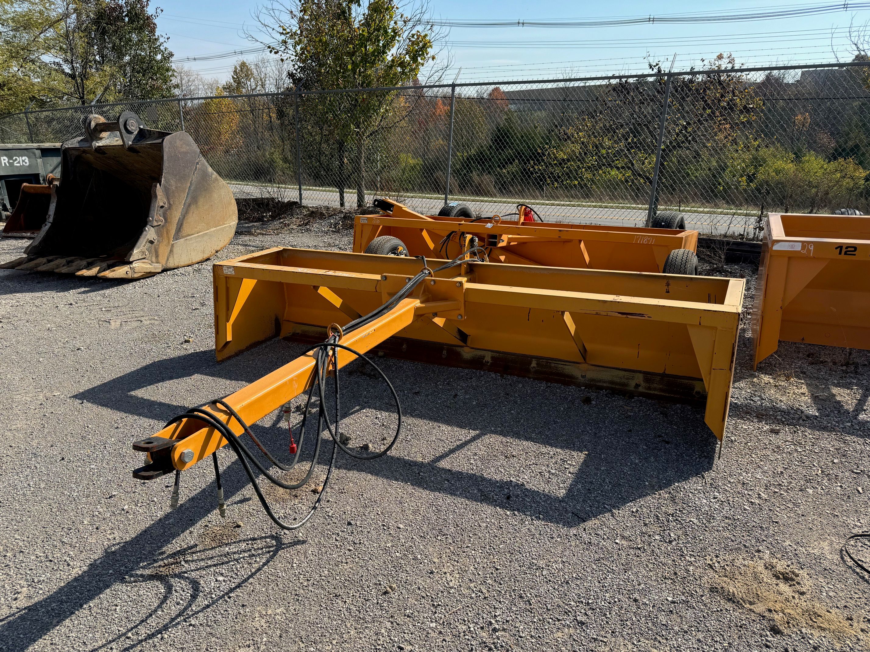 INDUSTRIAS AMERICA F10T TILT LAND LEVELER Photo 1 Thumbnail