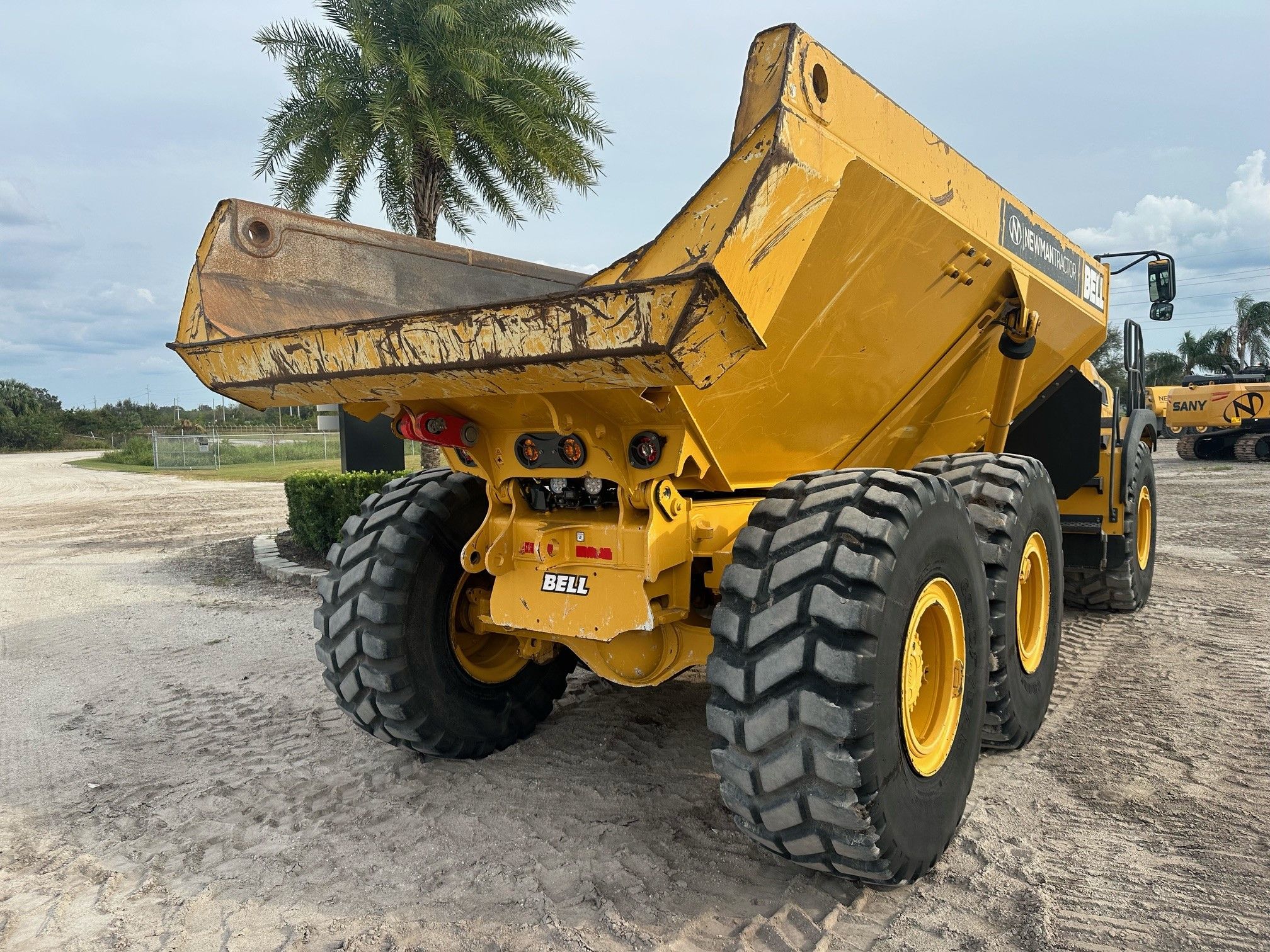 2020 BELL B30E Photo 4 Thumbnail