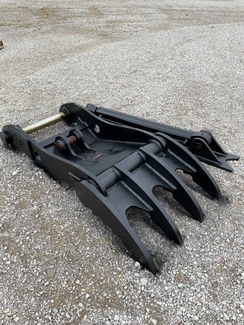 THUMB FOR SY365C (FOR USE W/ QUICK COUPLER) Photo 4 Thumbnail