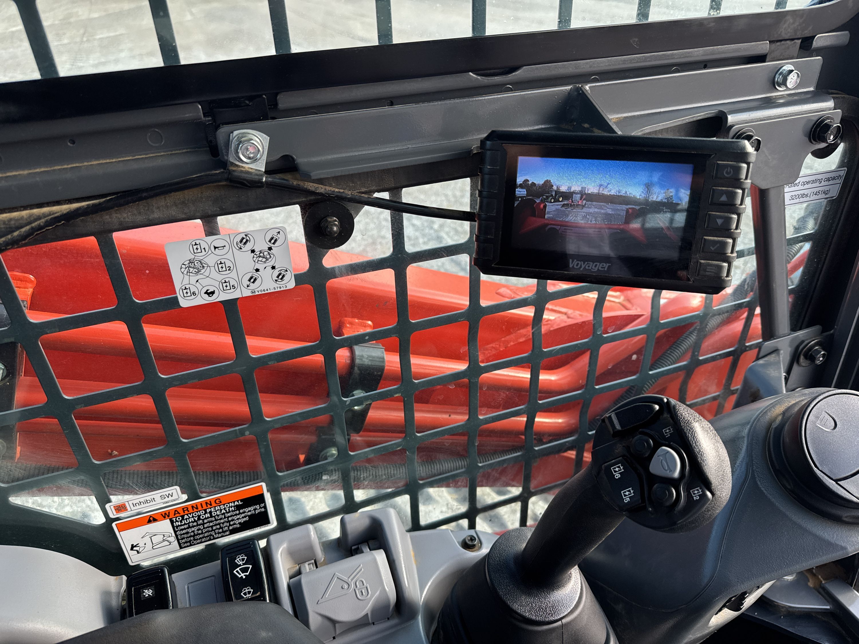 2024 KUBOTA SVL97-2HFC Photo 11 Thumbnail