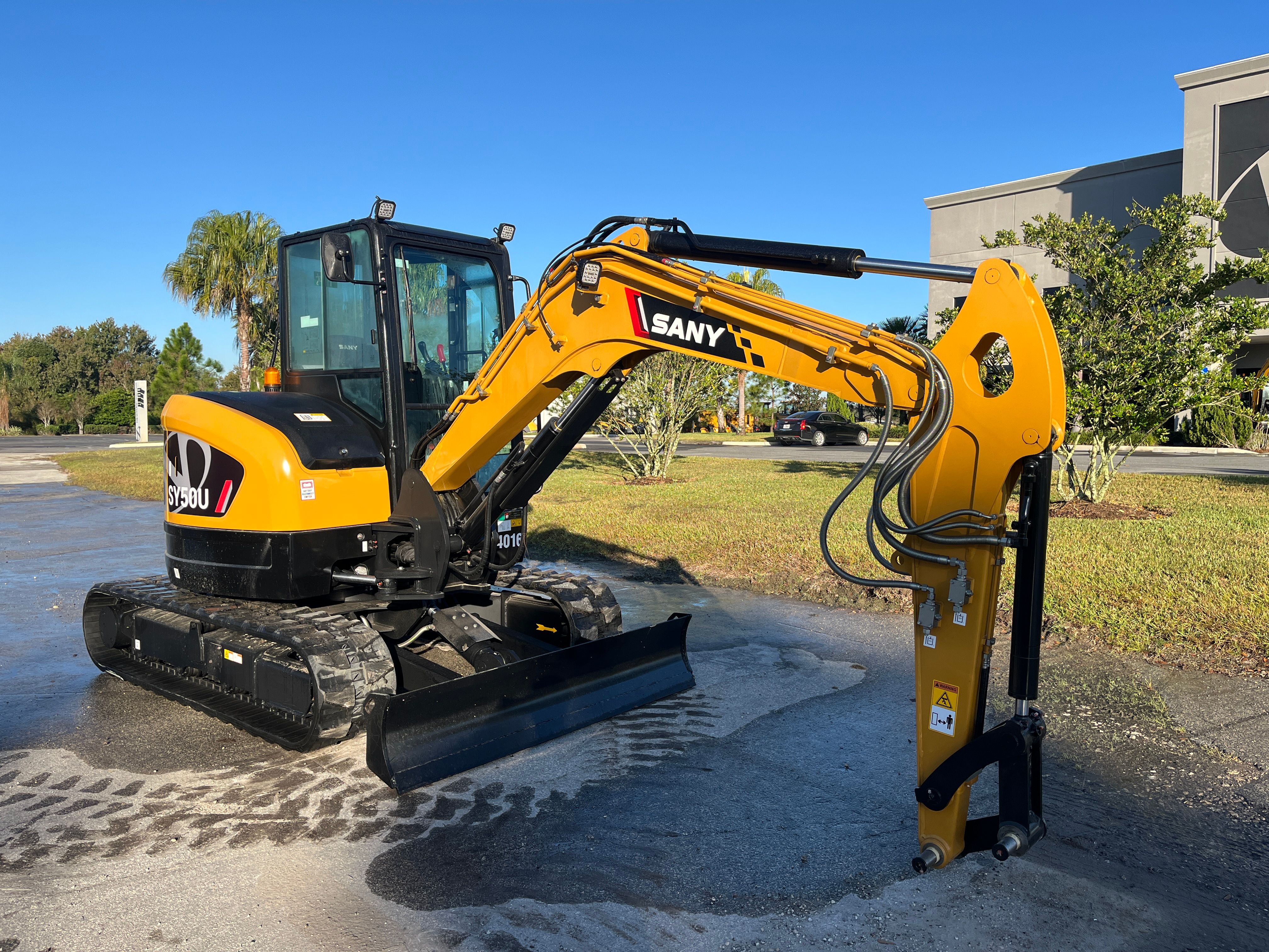 2025 SANY SY50U Photo 6 Thumbnail