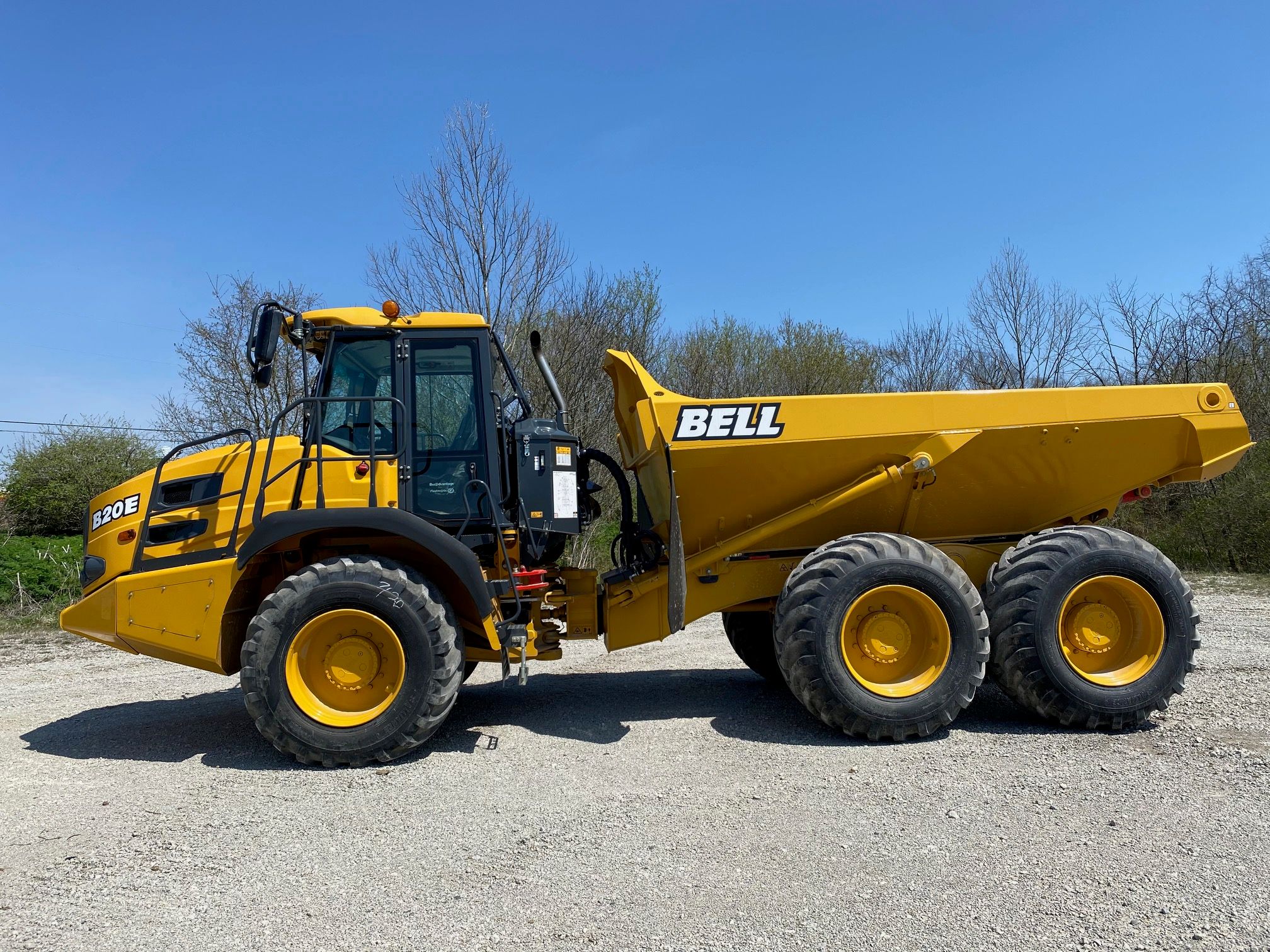 2020 BELL B20E ARTICULATED DUMP TRUCK | Newman Tractors | Heavy ...