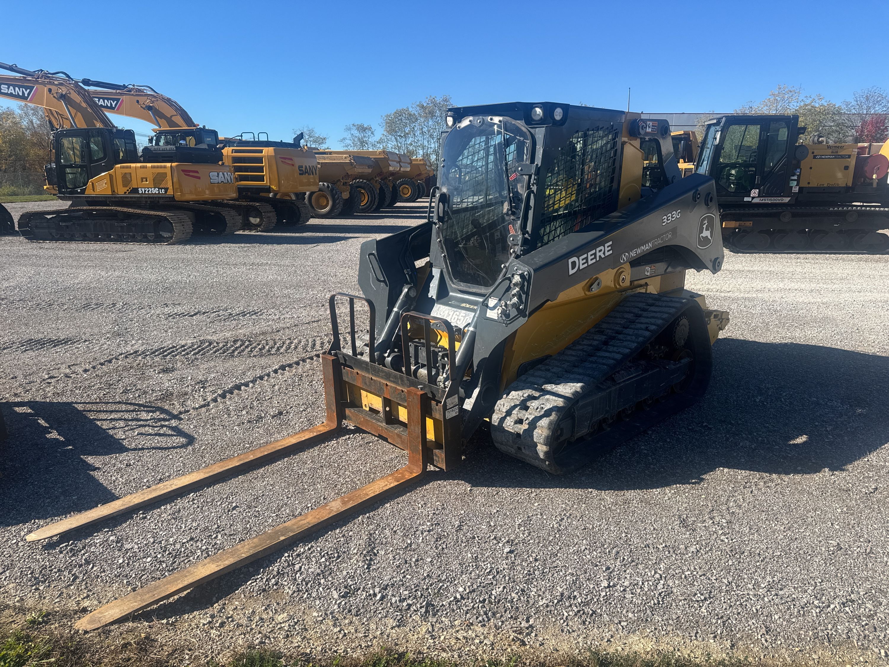 2024 JOHN DEERE 333G Photo 1 Thumbnail