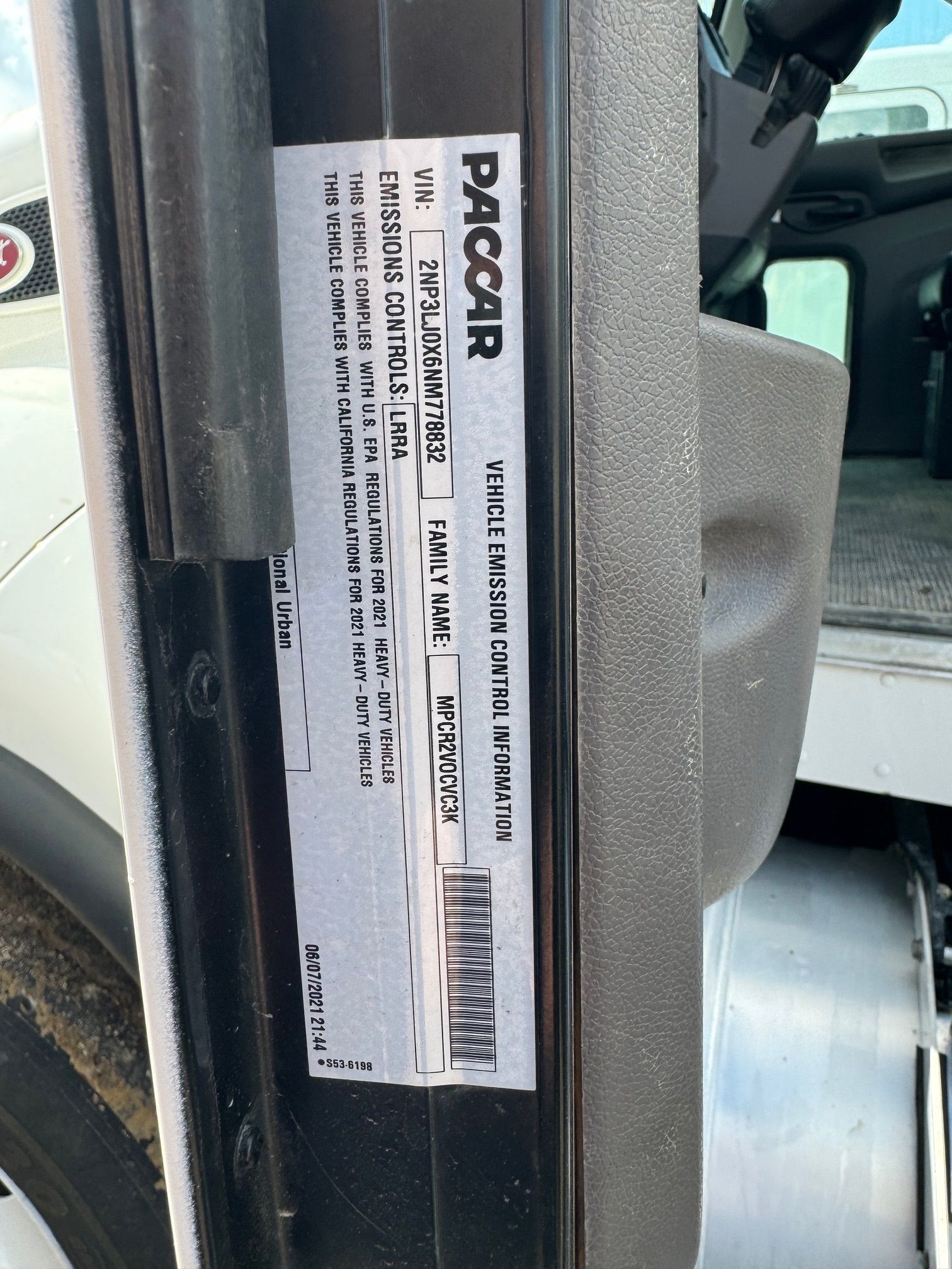 2022 PETERBILT 348 WATER Photo 12 Thumbnail