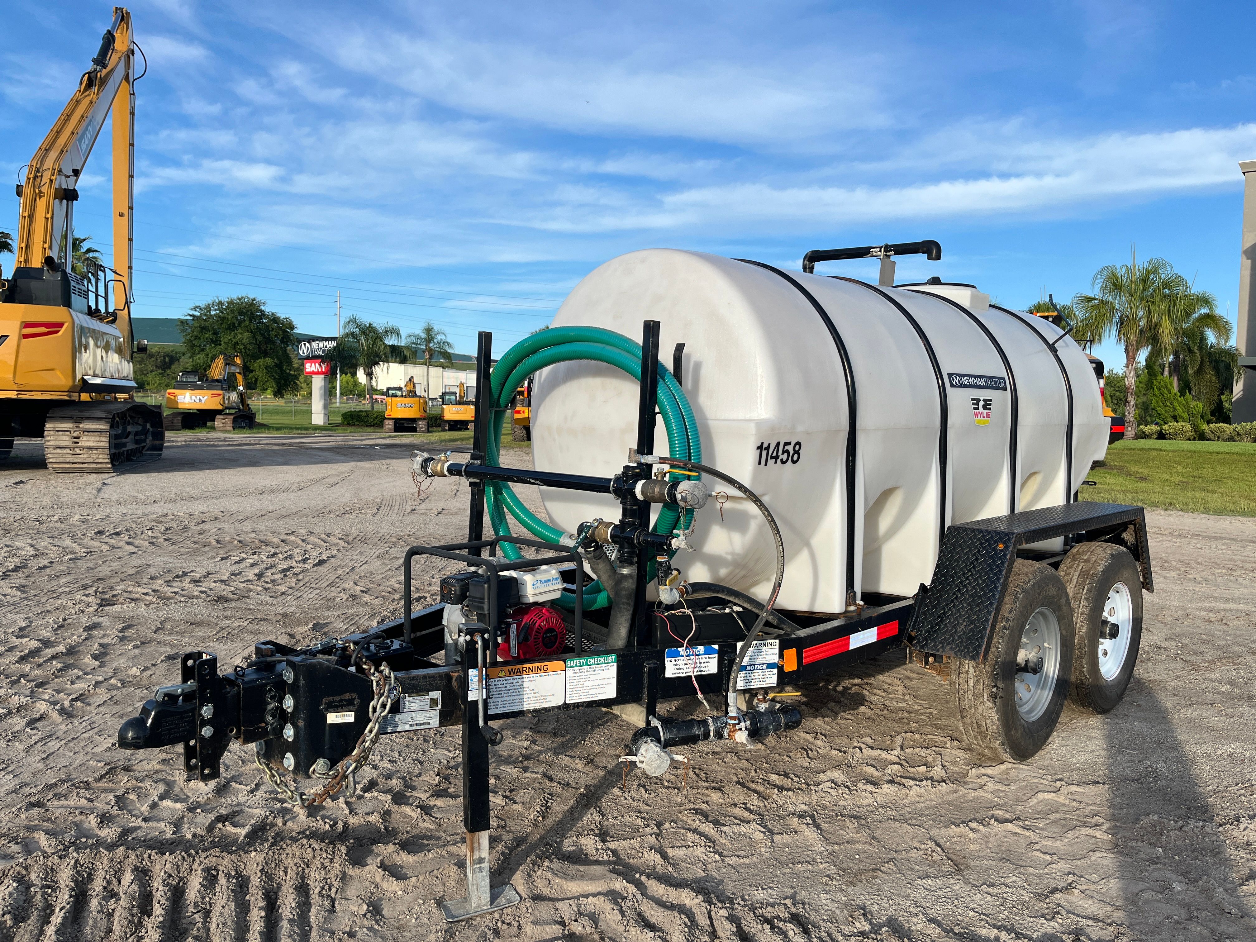 WYLIE 1025 GALLON EXPRESS WATER WAGON Photo 1 Thumbnail