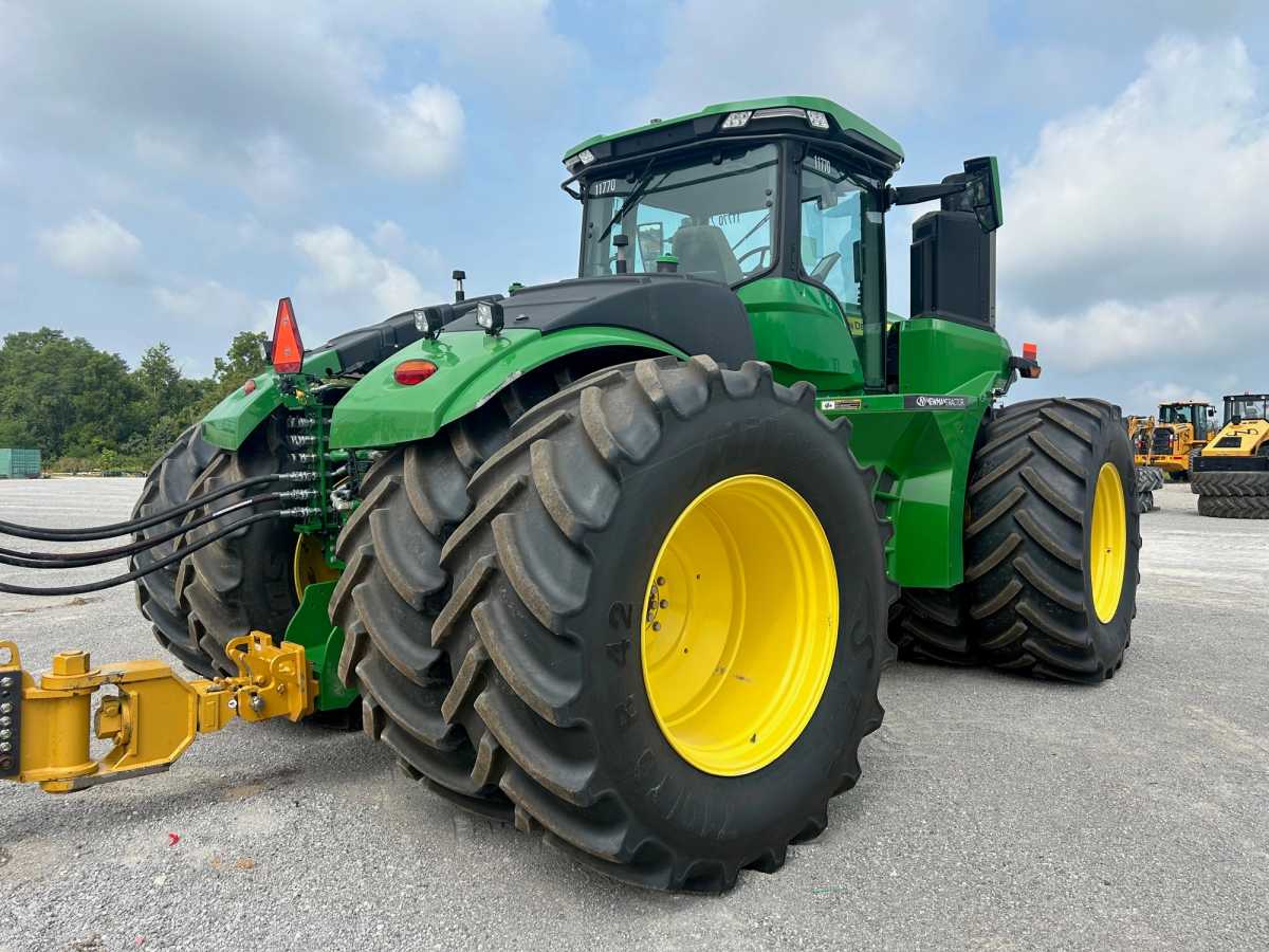 2022 JOHN DEERE 9R 590 Photo 1