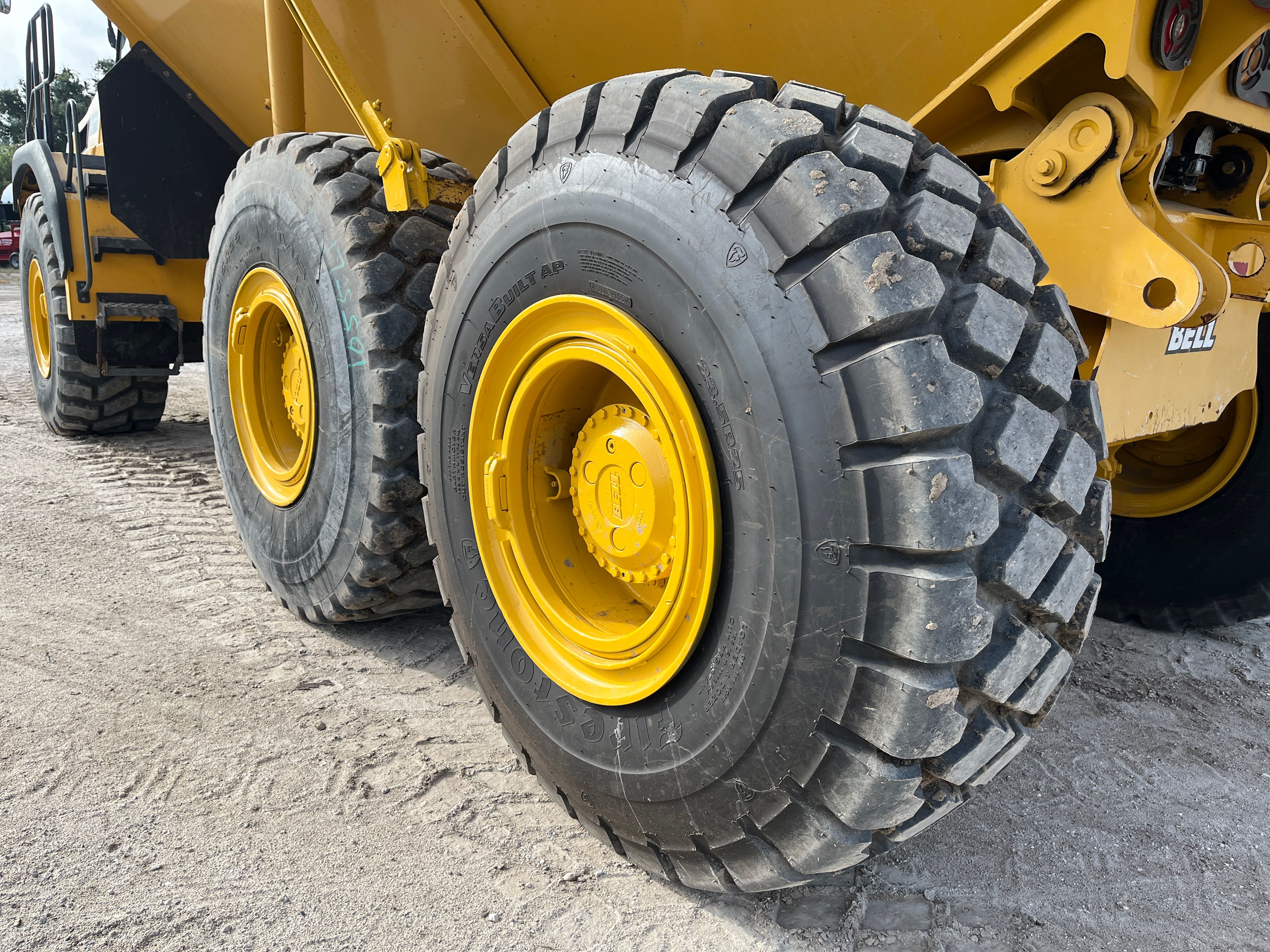 2020 BELL B30E Photo 13 Thumbnail