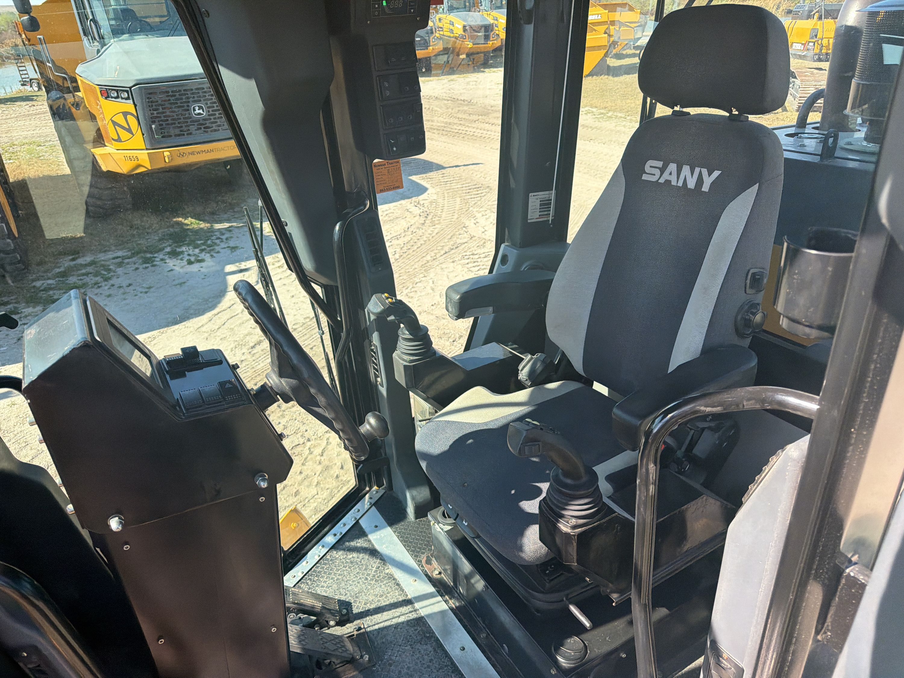 Equipment Photo - EQ6043 Thumbnail