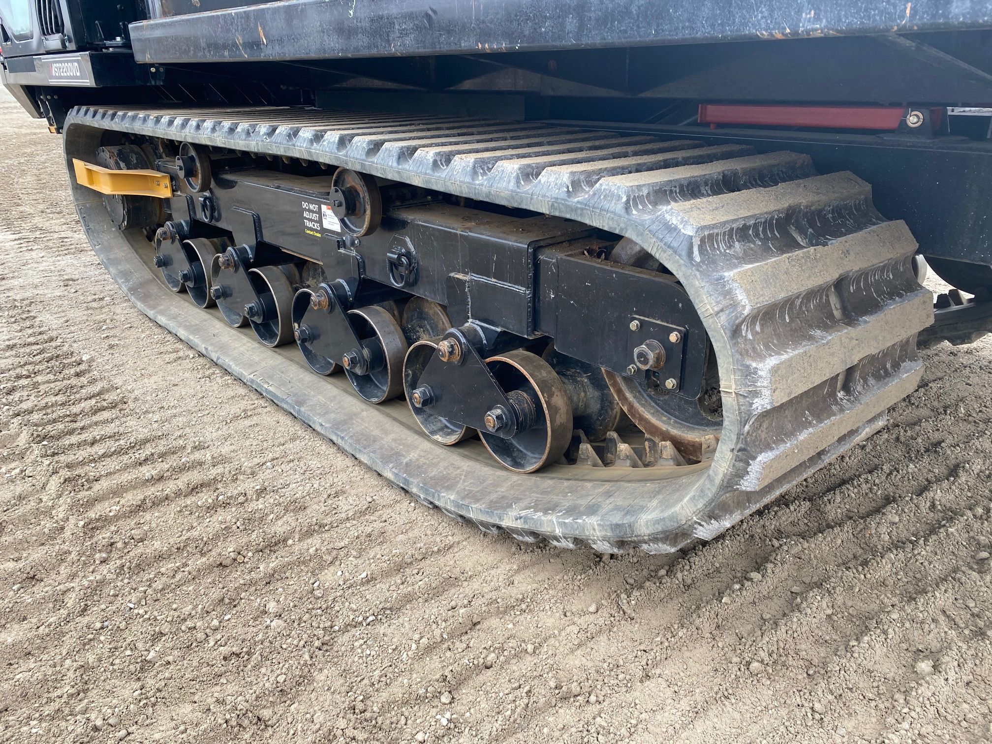 2019 MOROOKA MST 2200VD Photo 10 Thumbnail