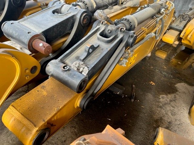 SANY SY335 STICK (125 1/2") Photo 3 Thumbnail