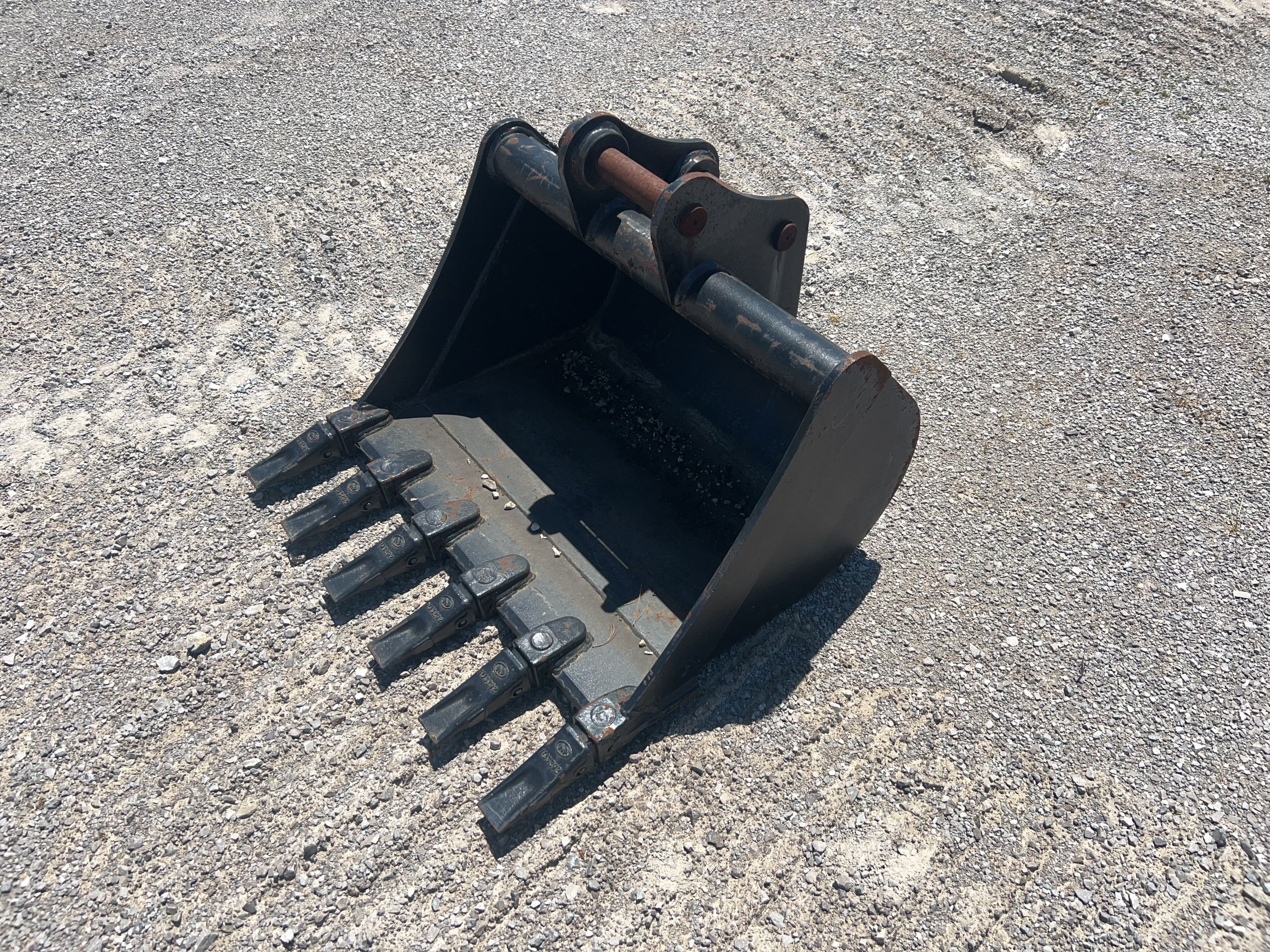 Equipment Photo - EQ4902