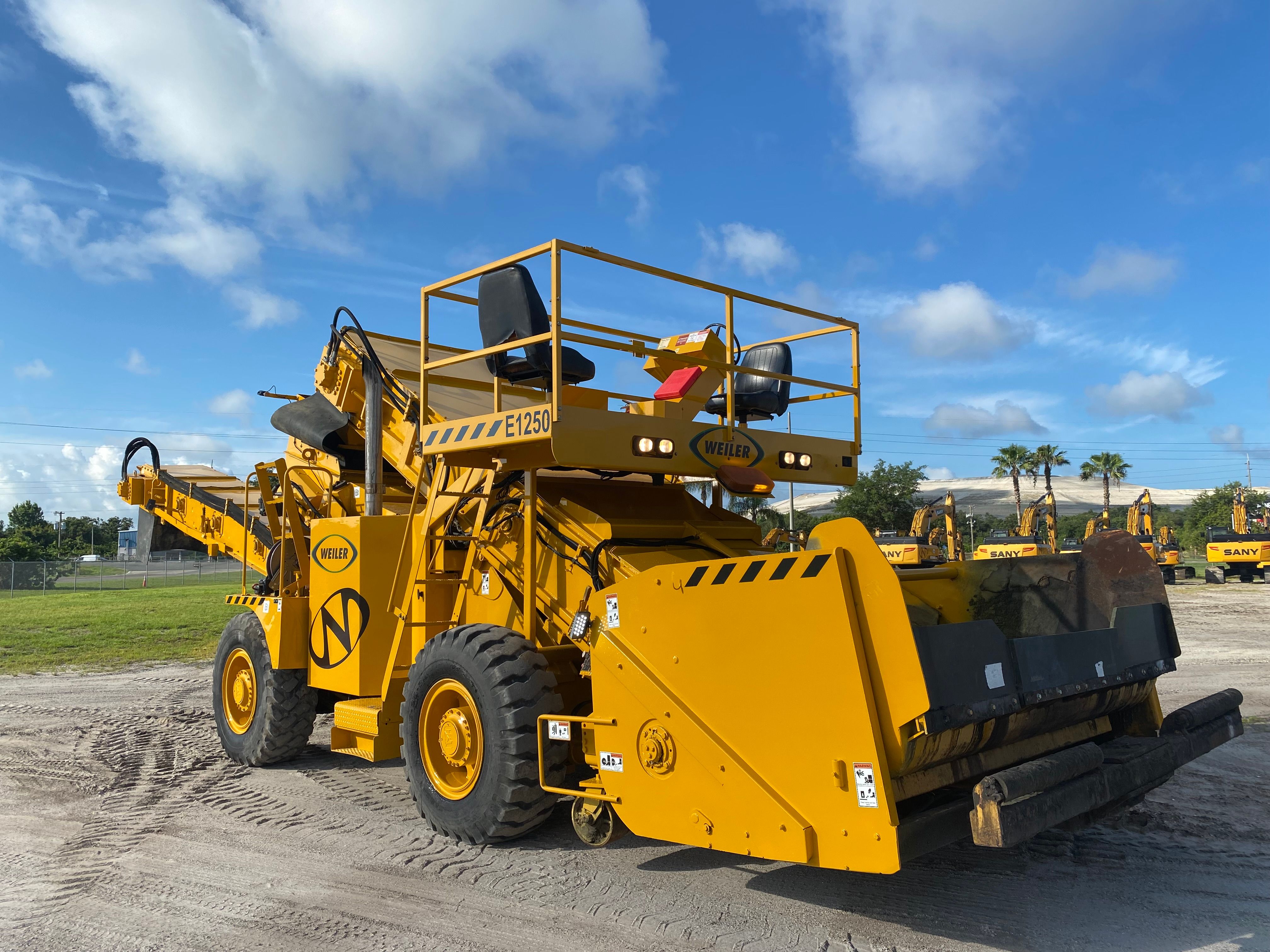 2009 WEILER E1250 Photo 6 Thumbnail