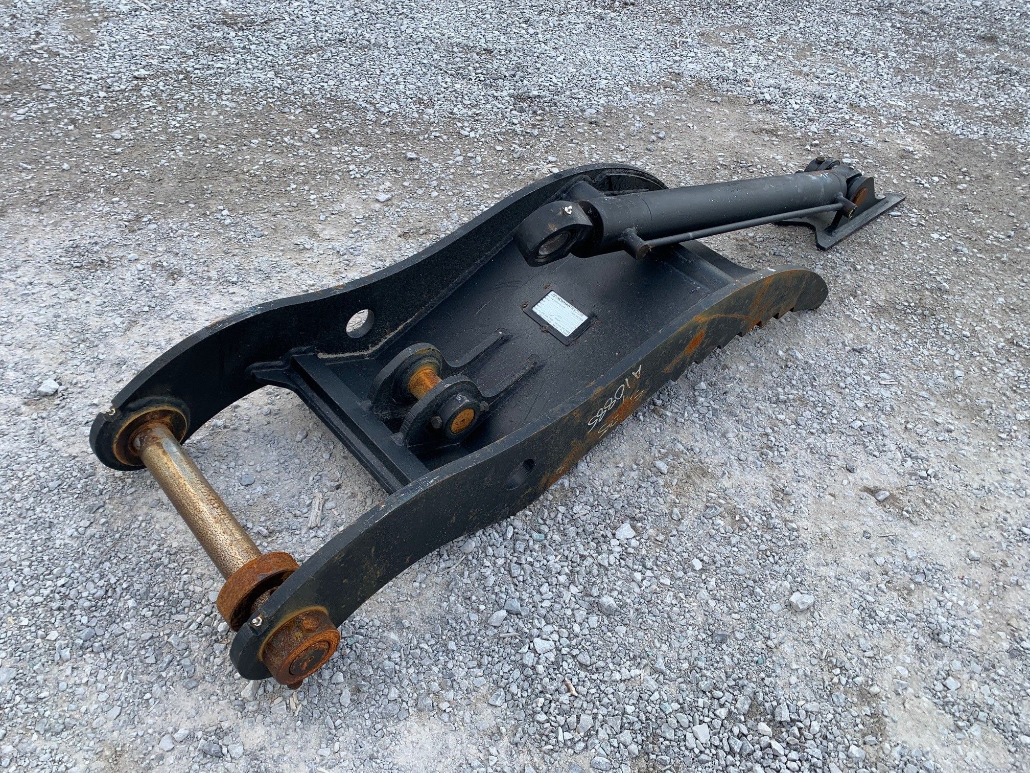 HYDRAULIC THUMB FOR SY95C (LONG FOR QC) Photo 1 Thumbnail