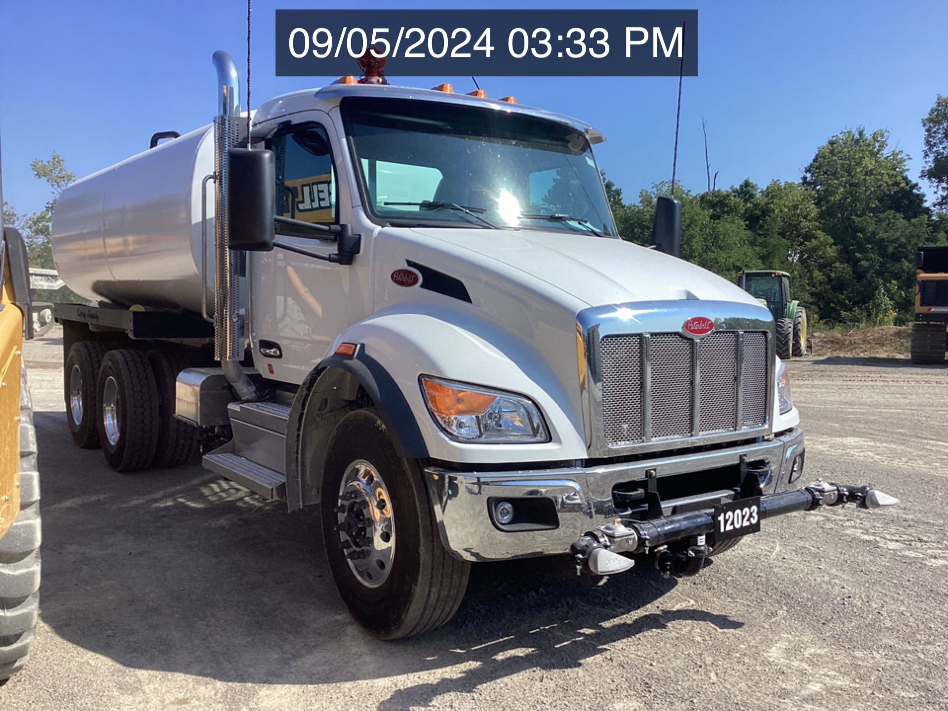 2025 PETERBILT 548 WATER Photo 6 Thumbnail