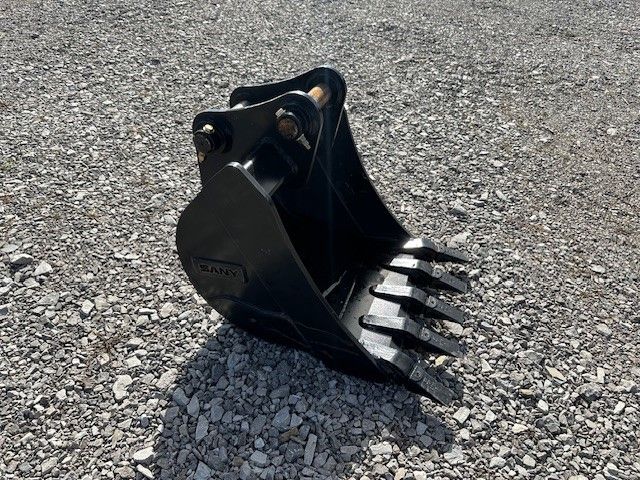 24" BUCKET FOR SY60C Photo 2 Thumbnail