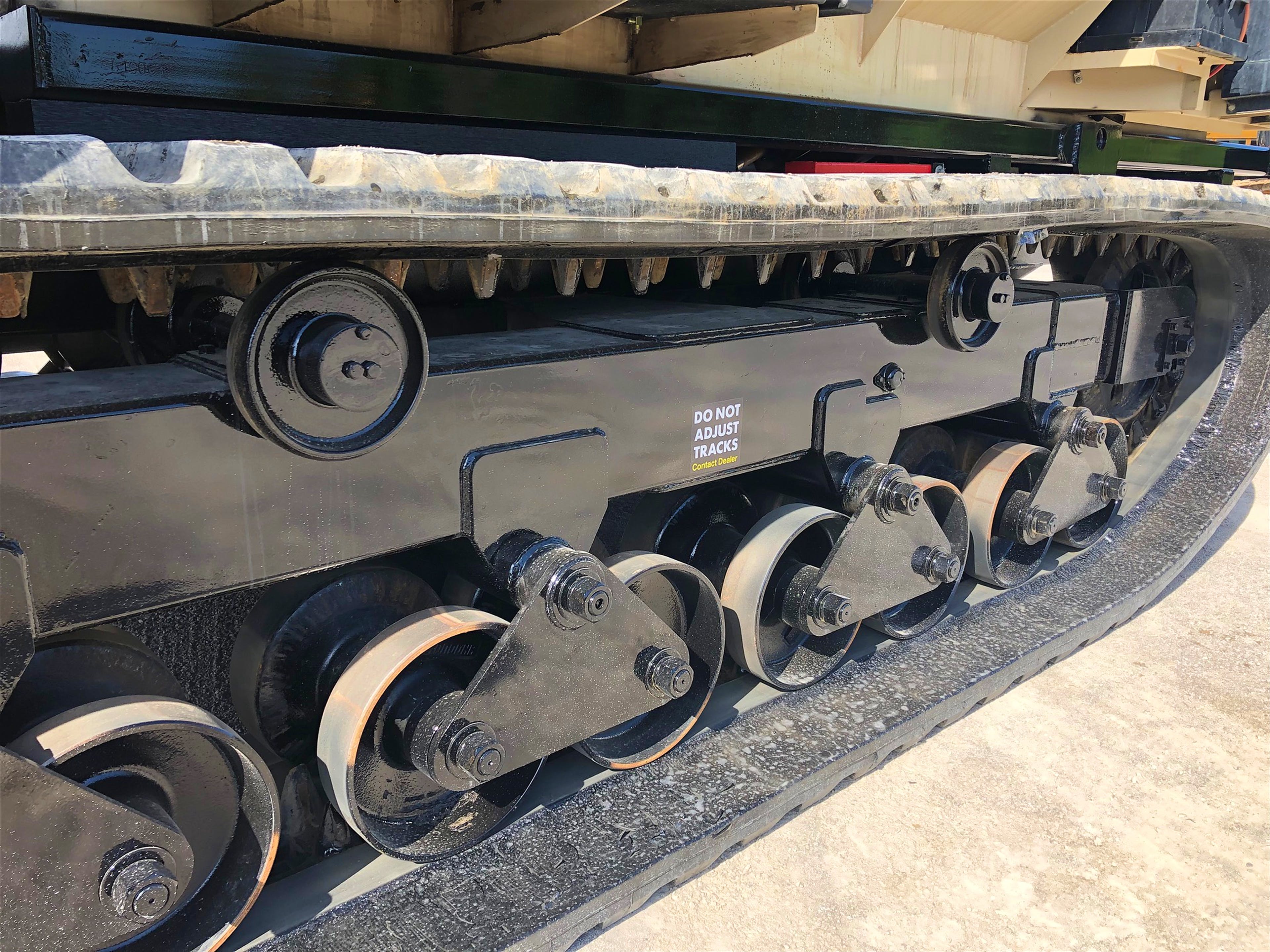 2014 MOROOKA MST 2200VD Photo 8 Thumbnail