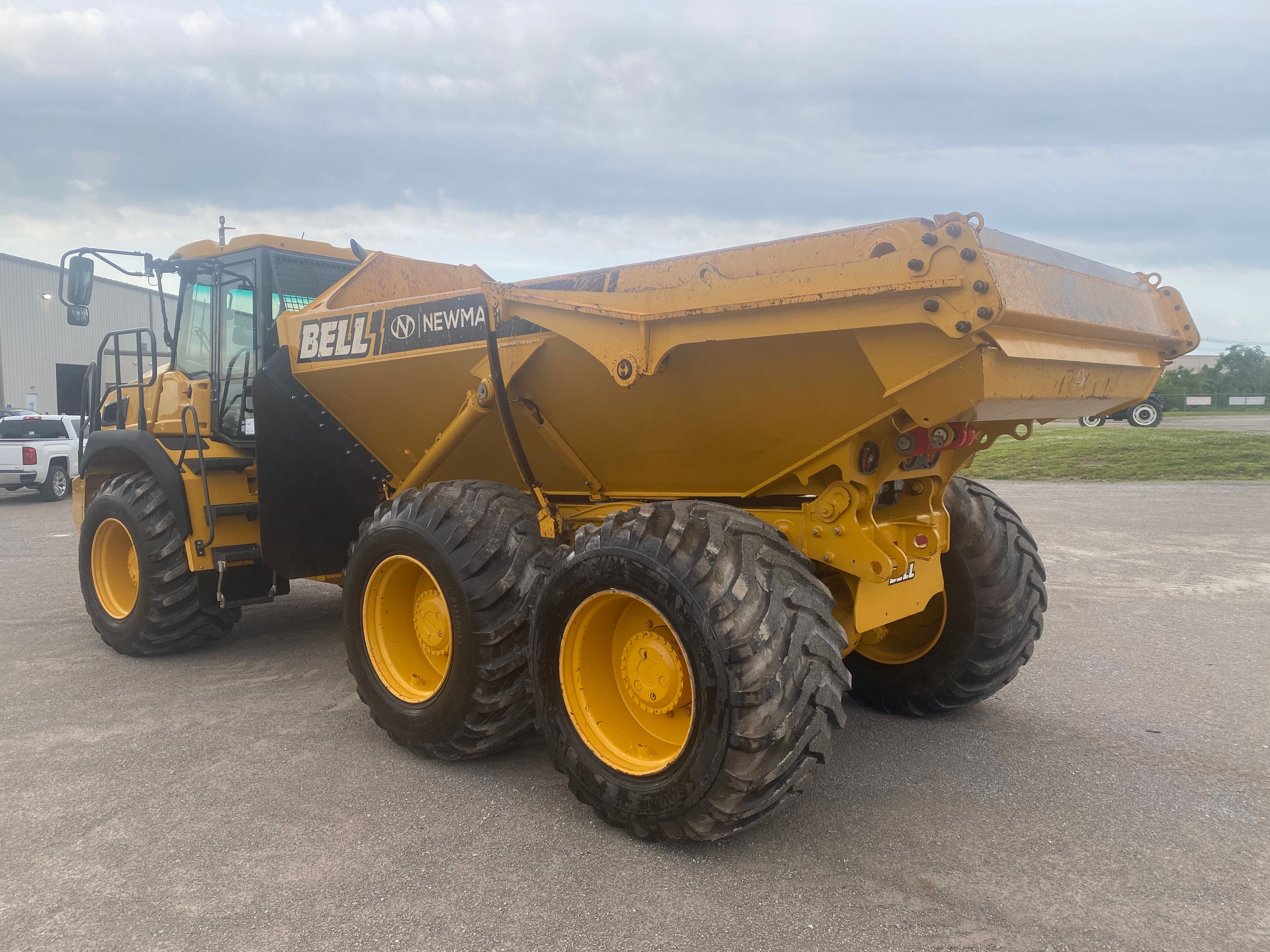 2021 BELL B20E Photo 3 Thumbnail