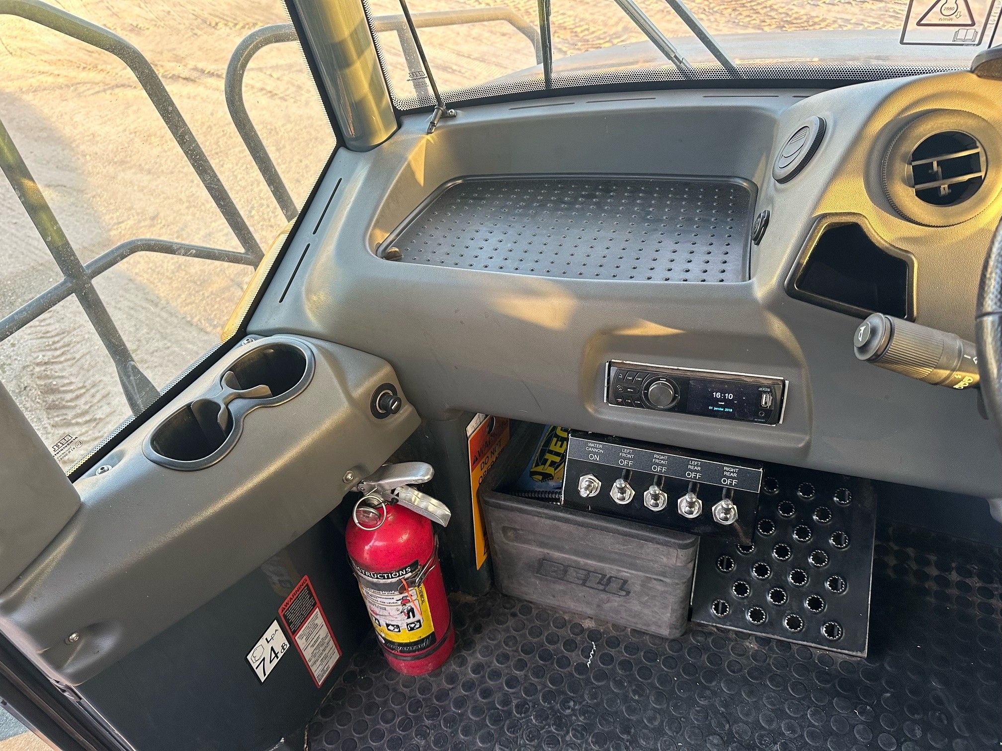 2021 BELL B25E Photo 8 Thumbnail