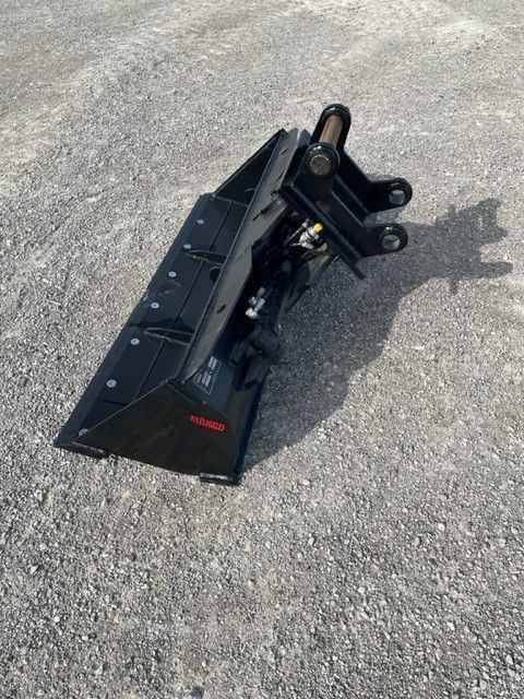 60" TILTING BUCKET Photo 3 Thumbnail