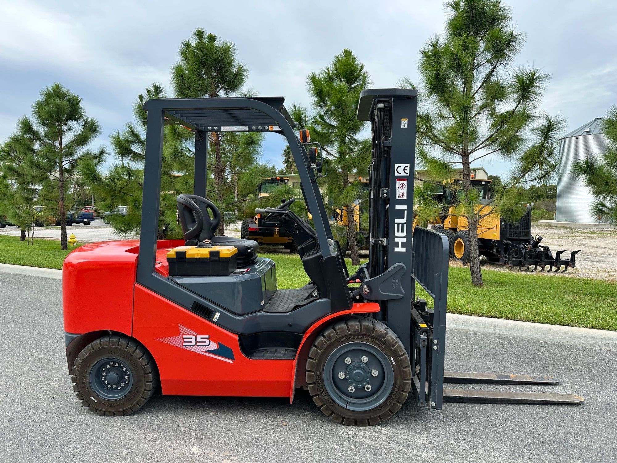 2022 HELI CPCD35KU Photo 5 Thumbnail