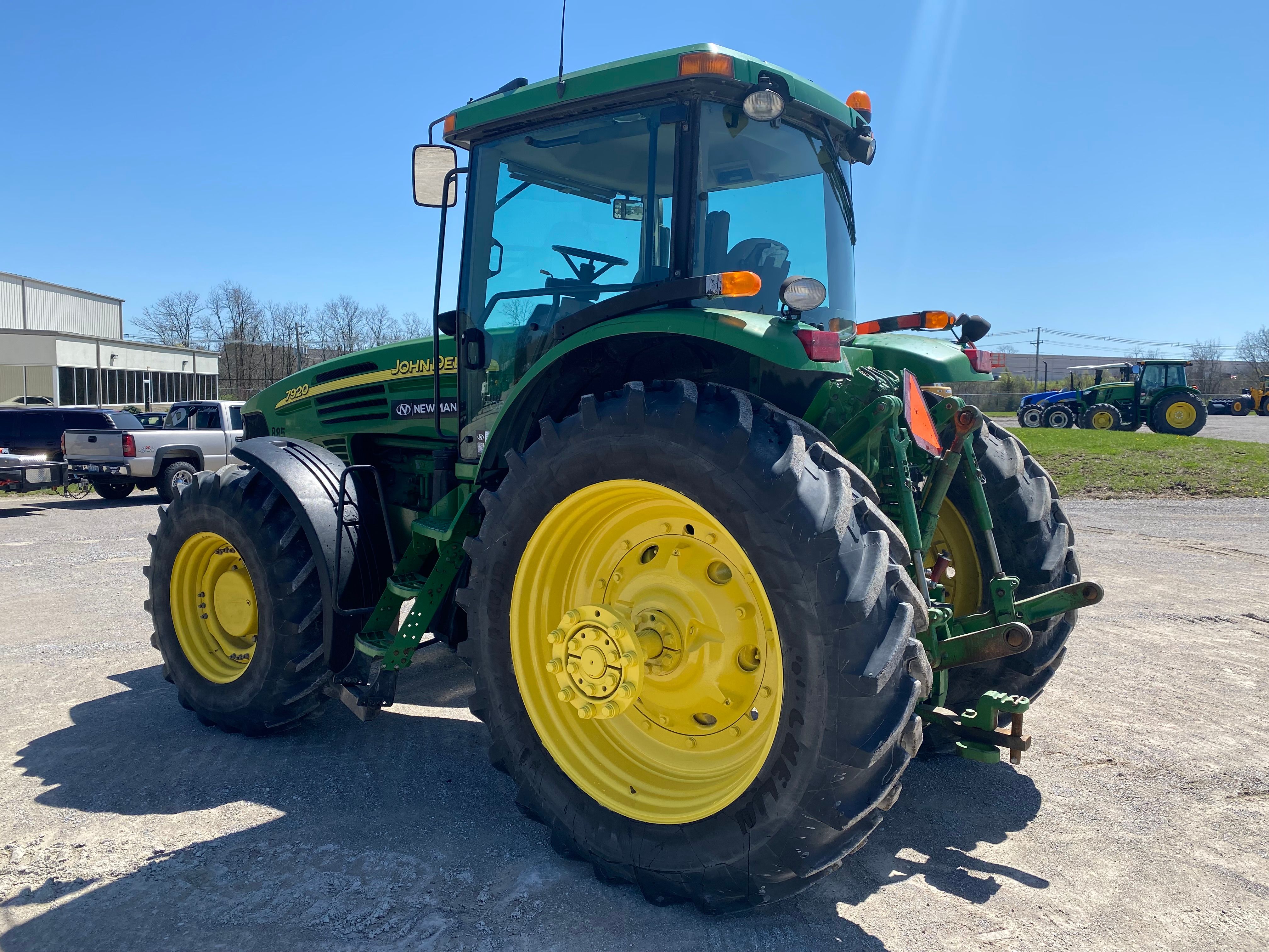 2006 JOHN DEERE 7920 Photo 3 Thumbnail