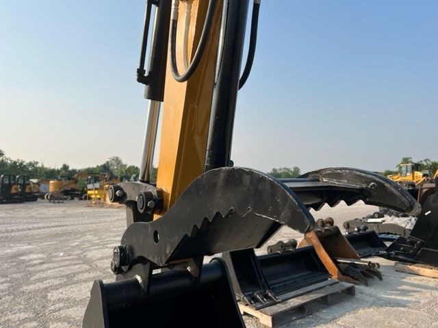 THUMB FOR SY60C (NO QUICK COUPLER) Photo 1 Thumbnail