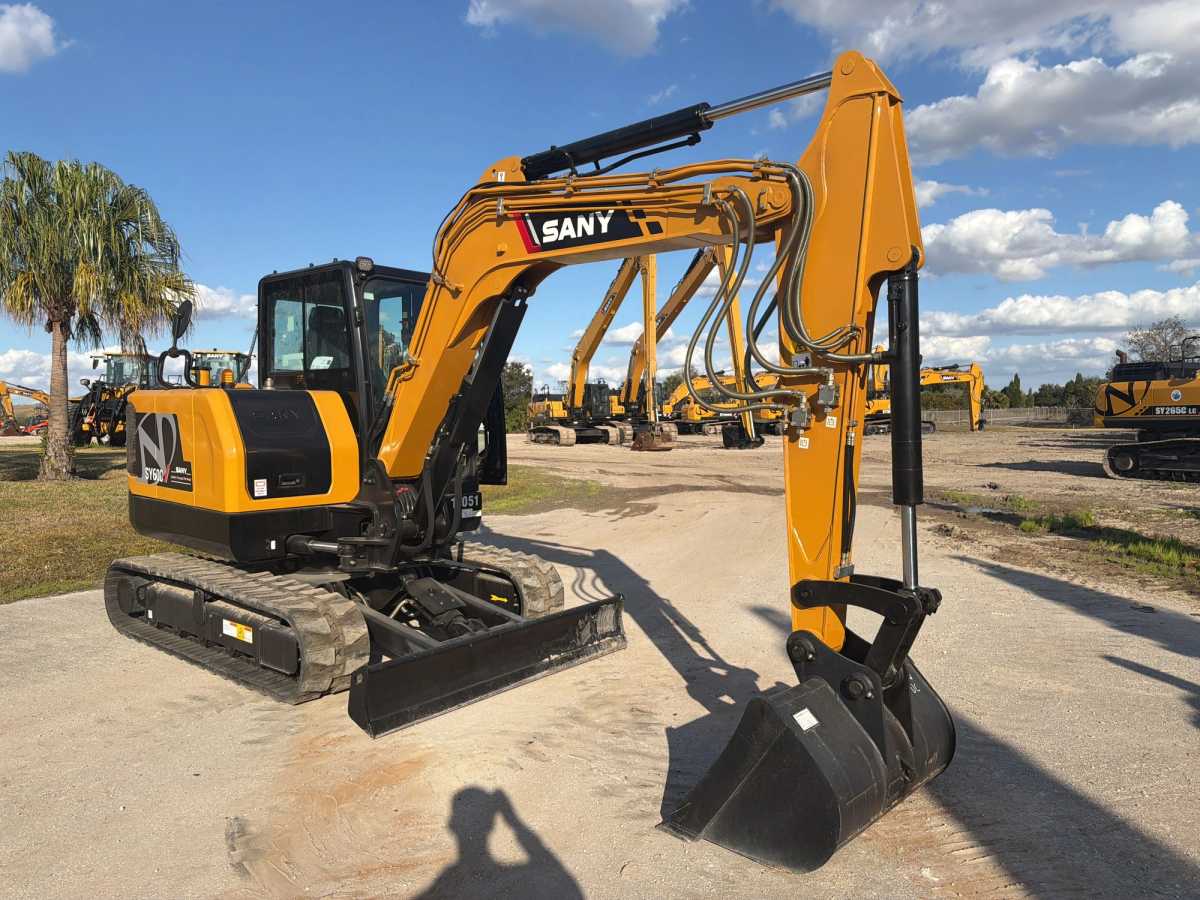 Equipment Photo - EQ14051