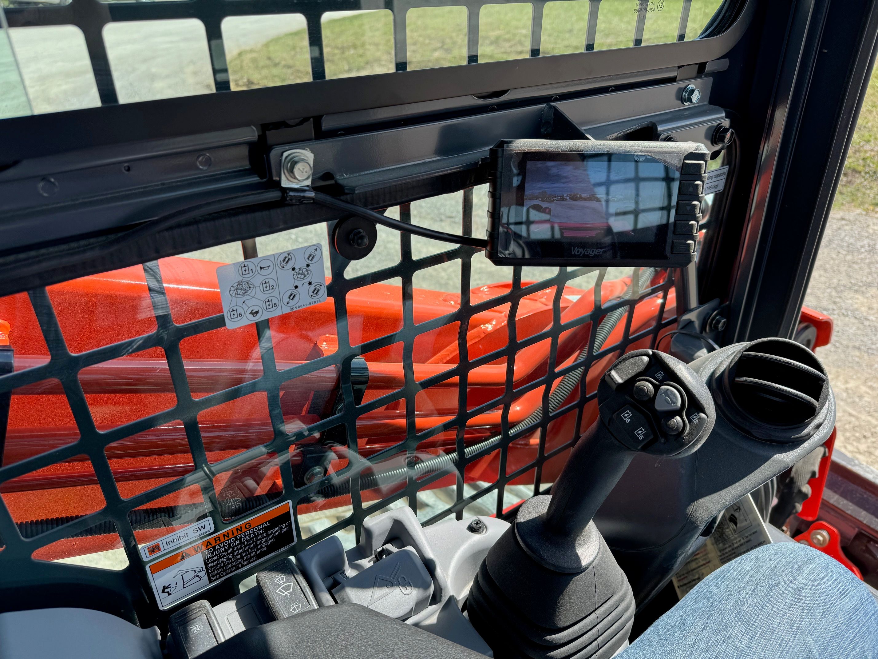 2024 KUBOTA SVL97-2HFC Photo 6 Thumbnail