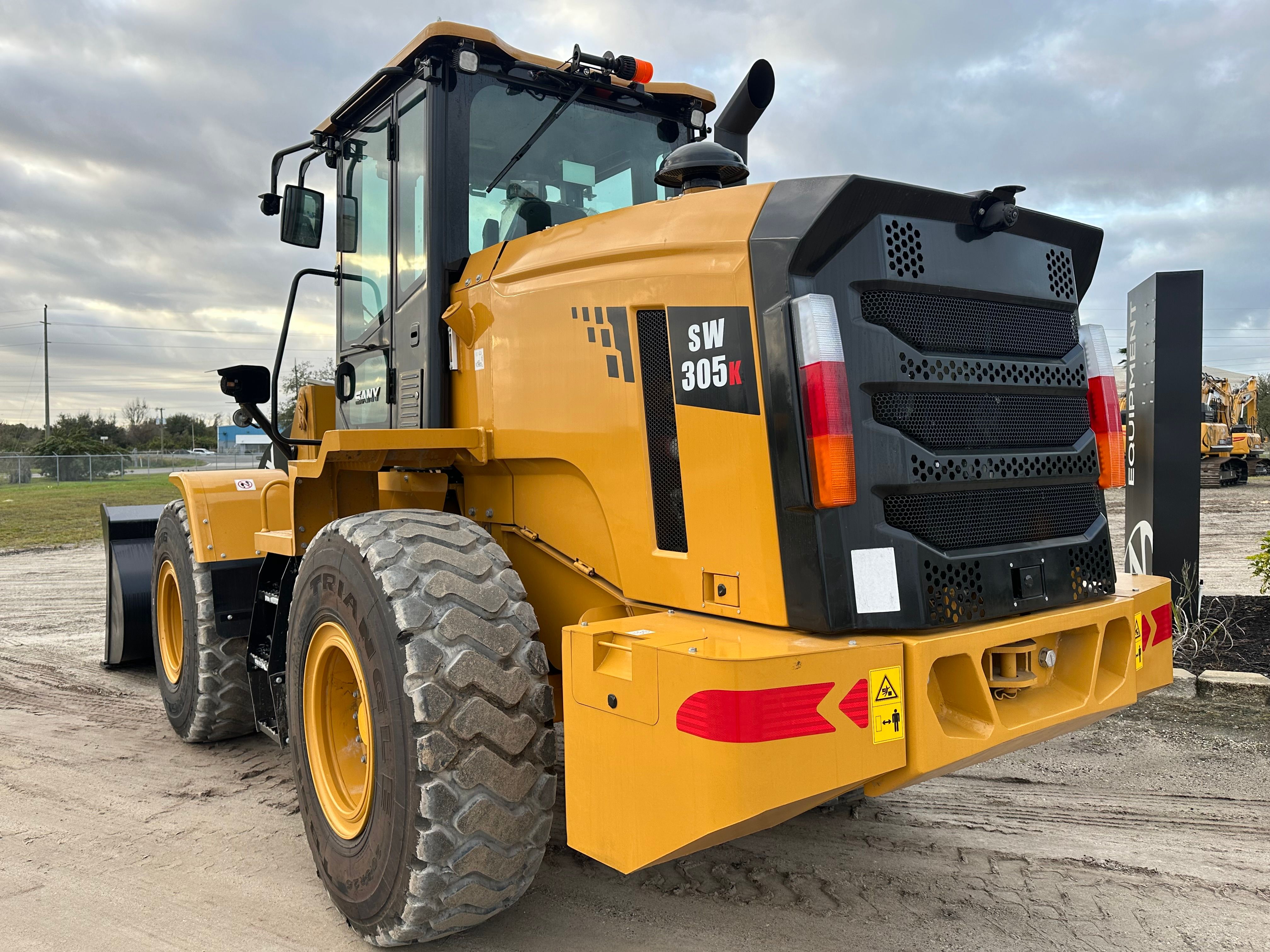 2023 SANY SW305K Photo 3 Thumbnail