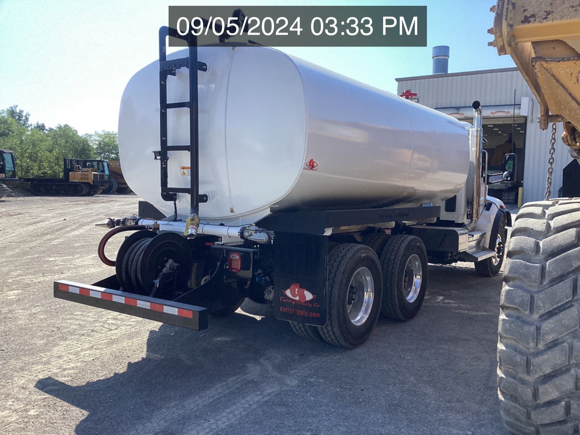 2025 PETERBILT 548 WATER Photo 4 Thumbnail