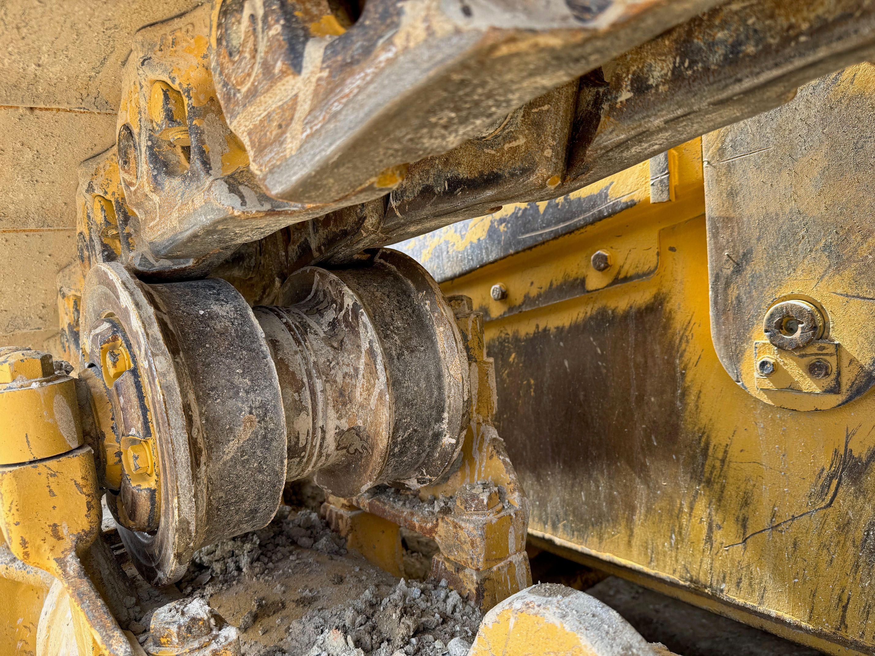 2017 CAT D8T Photo 10 Thumbnail