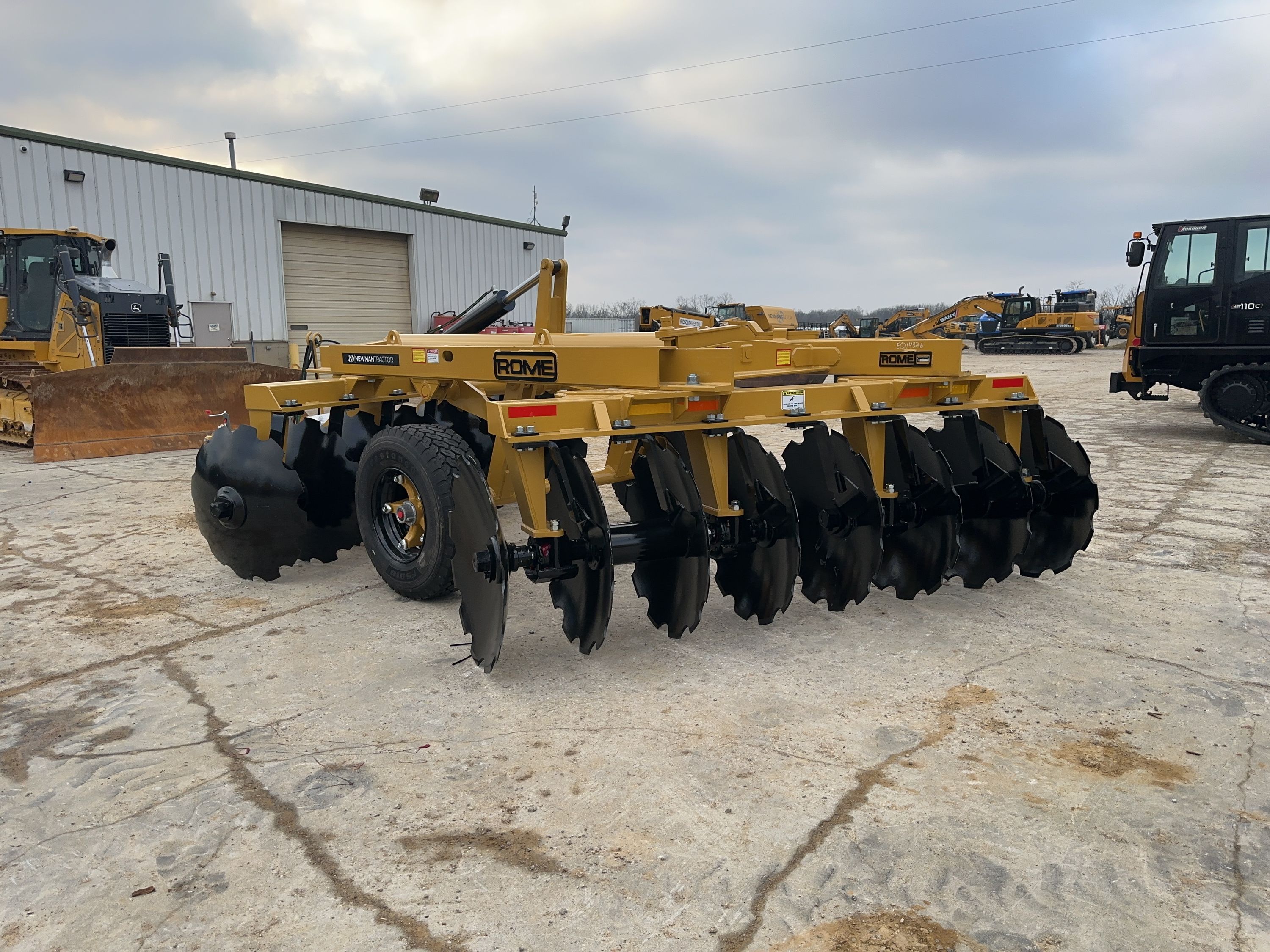 ROME TRCW-16 OFFSET HARROW Photo 4 Thumbnail