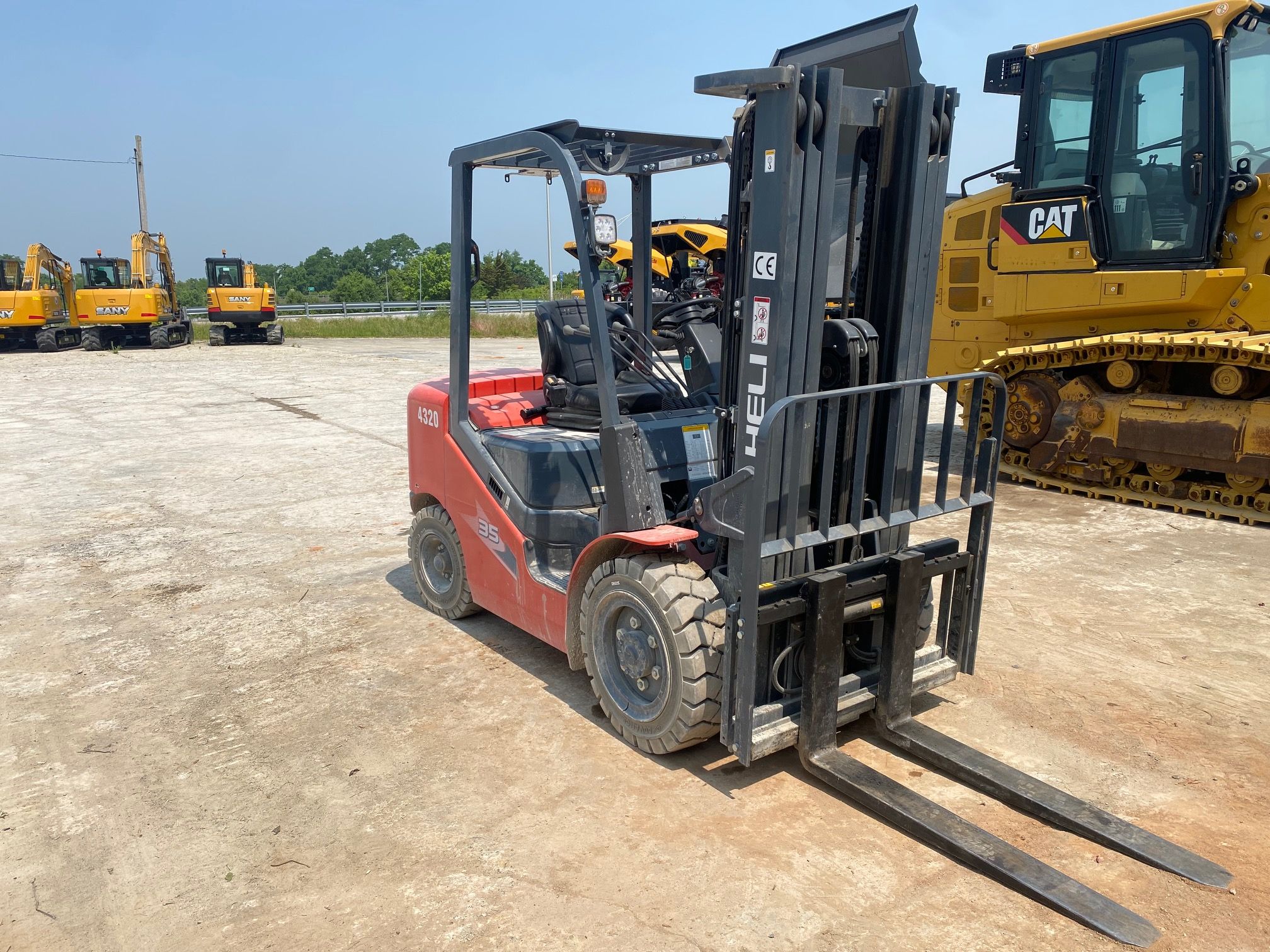 2022 HELI CPCD35KU Photo 3 Thumbnail