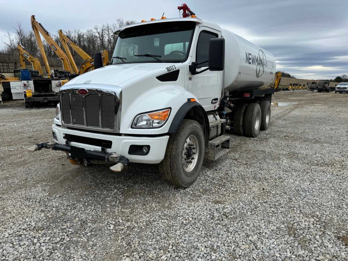 2023 PETERBILT 548 WATER Photo 1