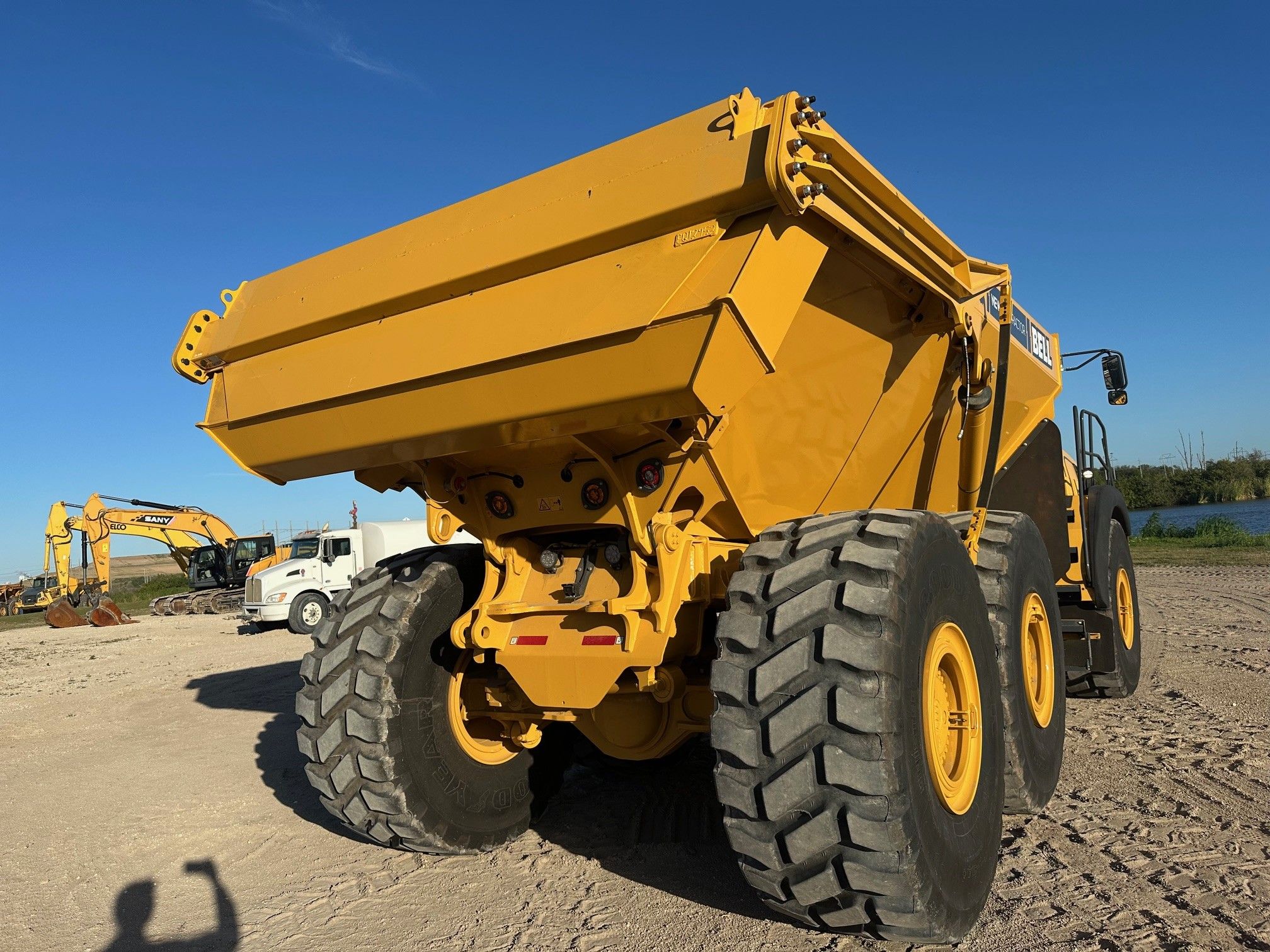 2025 BELL B45E Photo 4 Thumbnail