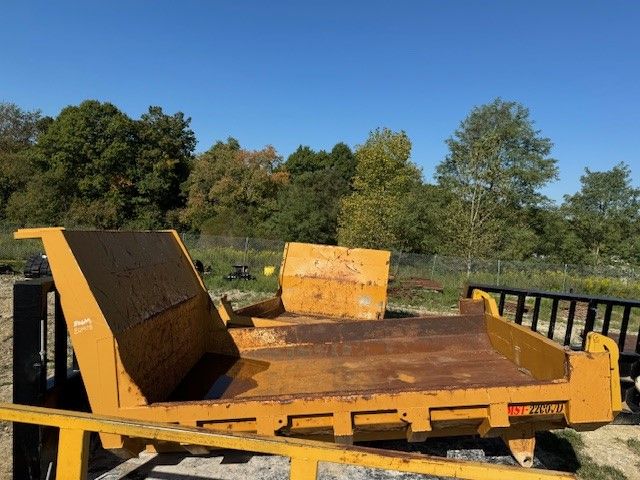 DUMP BED FOR MST 2200VD Photo 1 Thumbnail