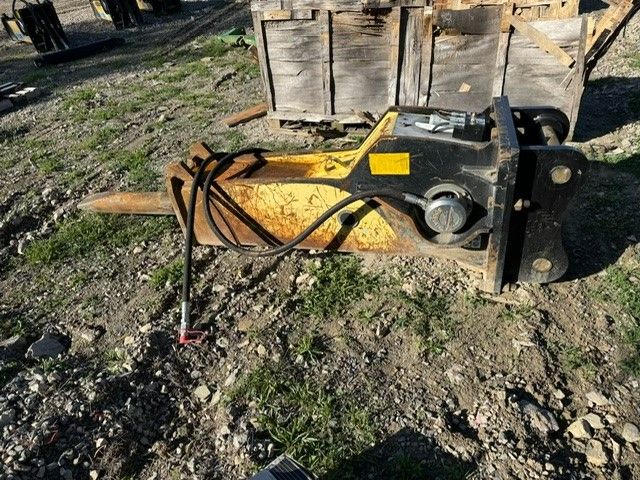 SQ120 7,500 FT/LB HAMMER FOR SY335C/SY365C Photo 1 Thumbnail