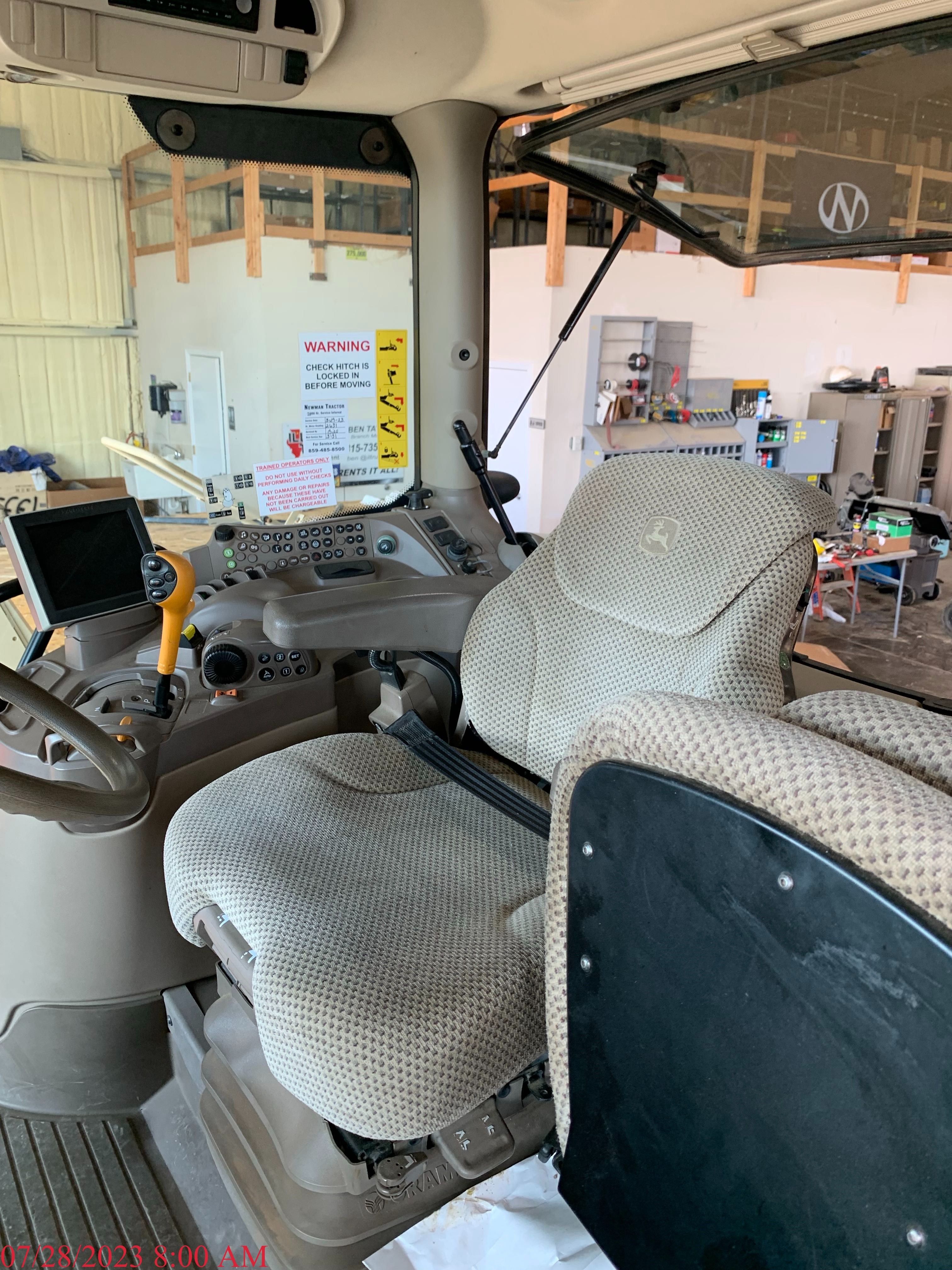 2019 JOHN DEERE 6155R Photo 6 Thumbnail