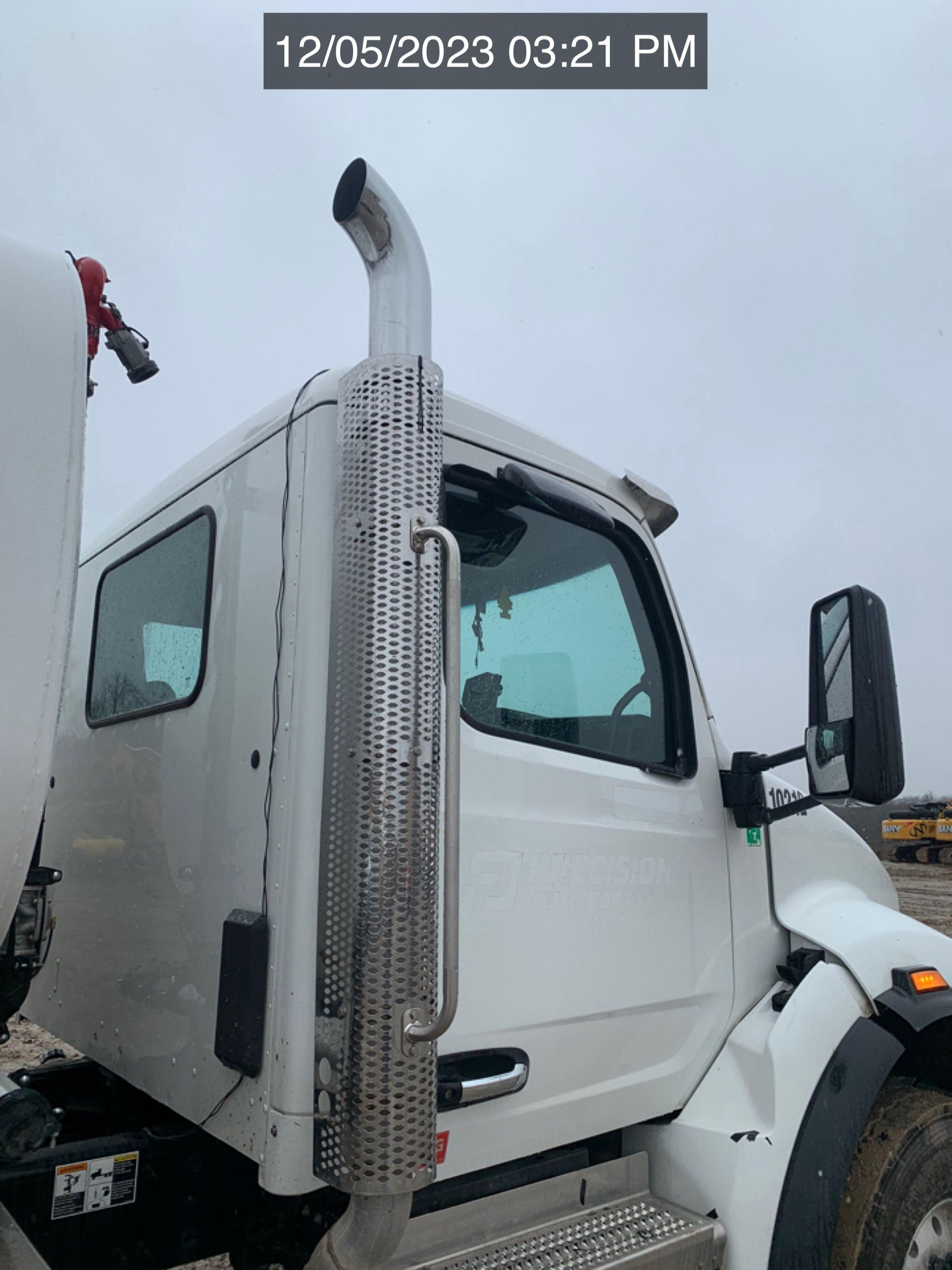 2024 PETERBILT 548 WATER Photo 4 Thumbnail