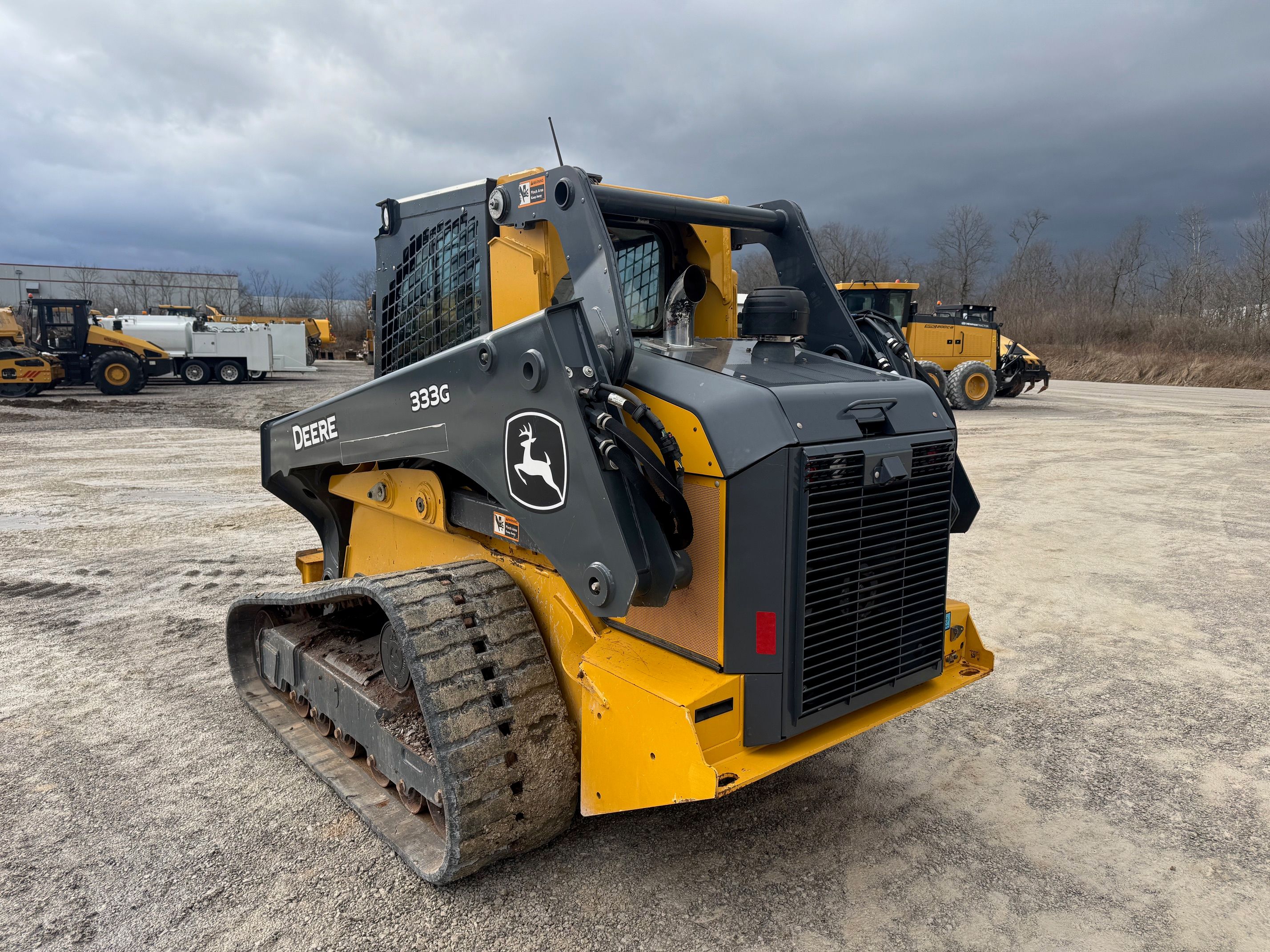 2023 JOHN DEERE 333G Photo 2 Thumbnail