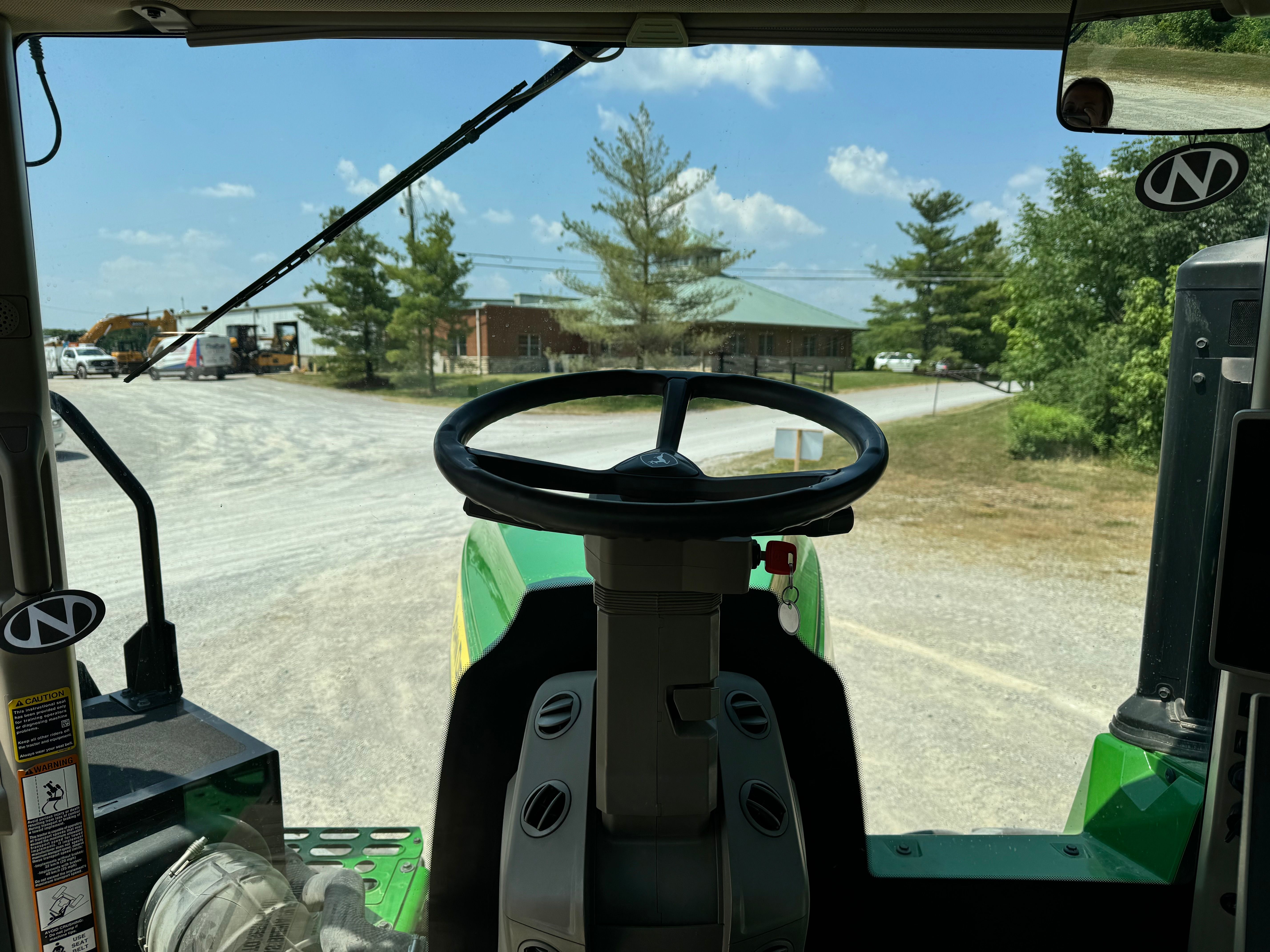 2022 JOHN DEERE 9R 590 Photo 14 Thumbnail