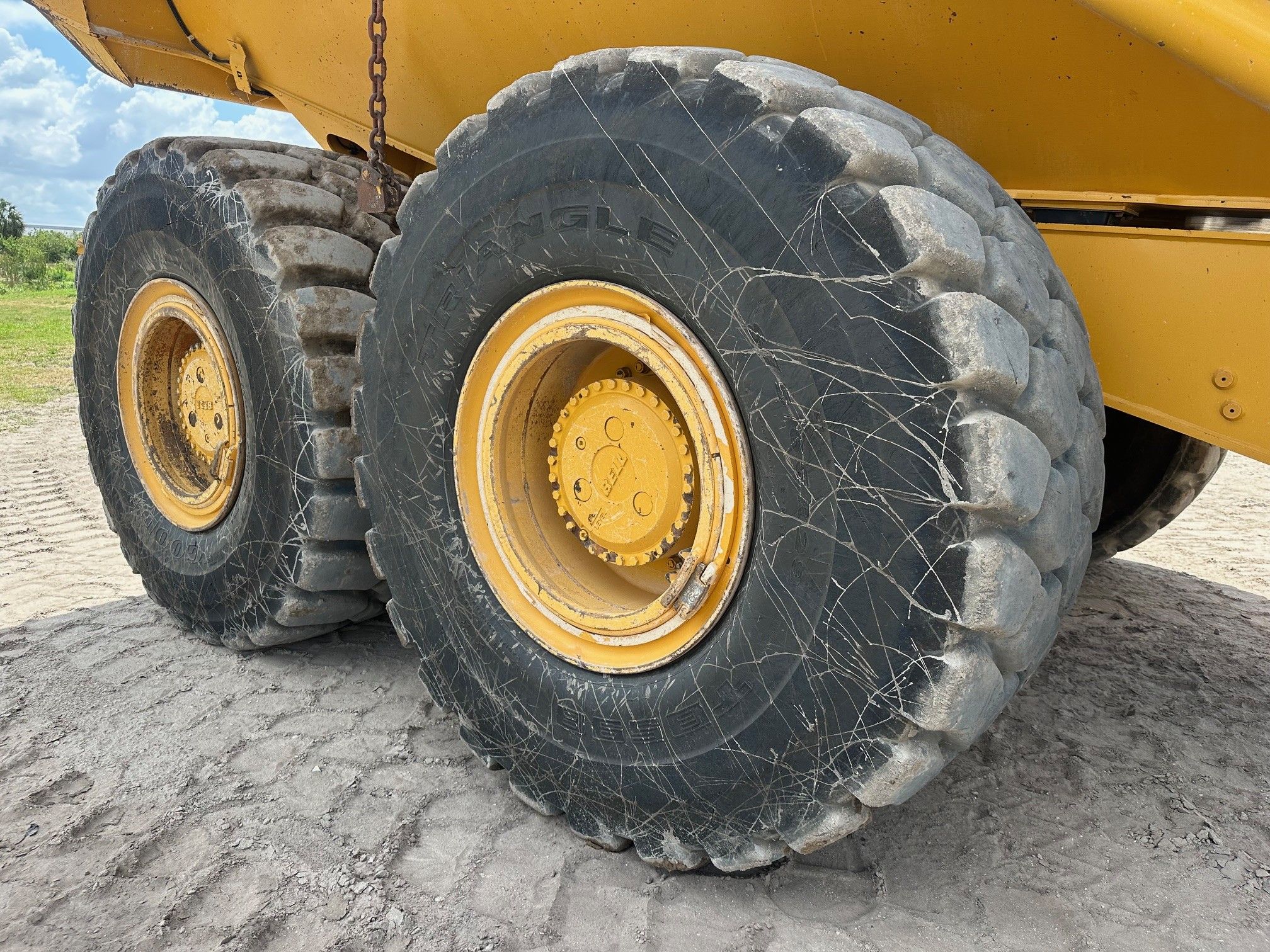 2022 BELL B50E Photo 14 Thumbnail