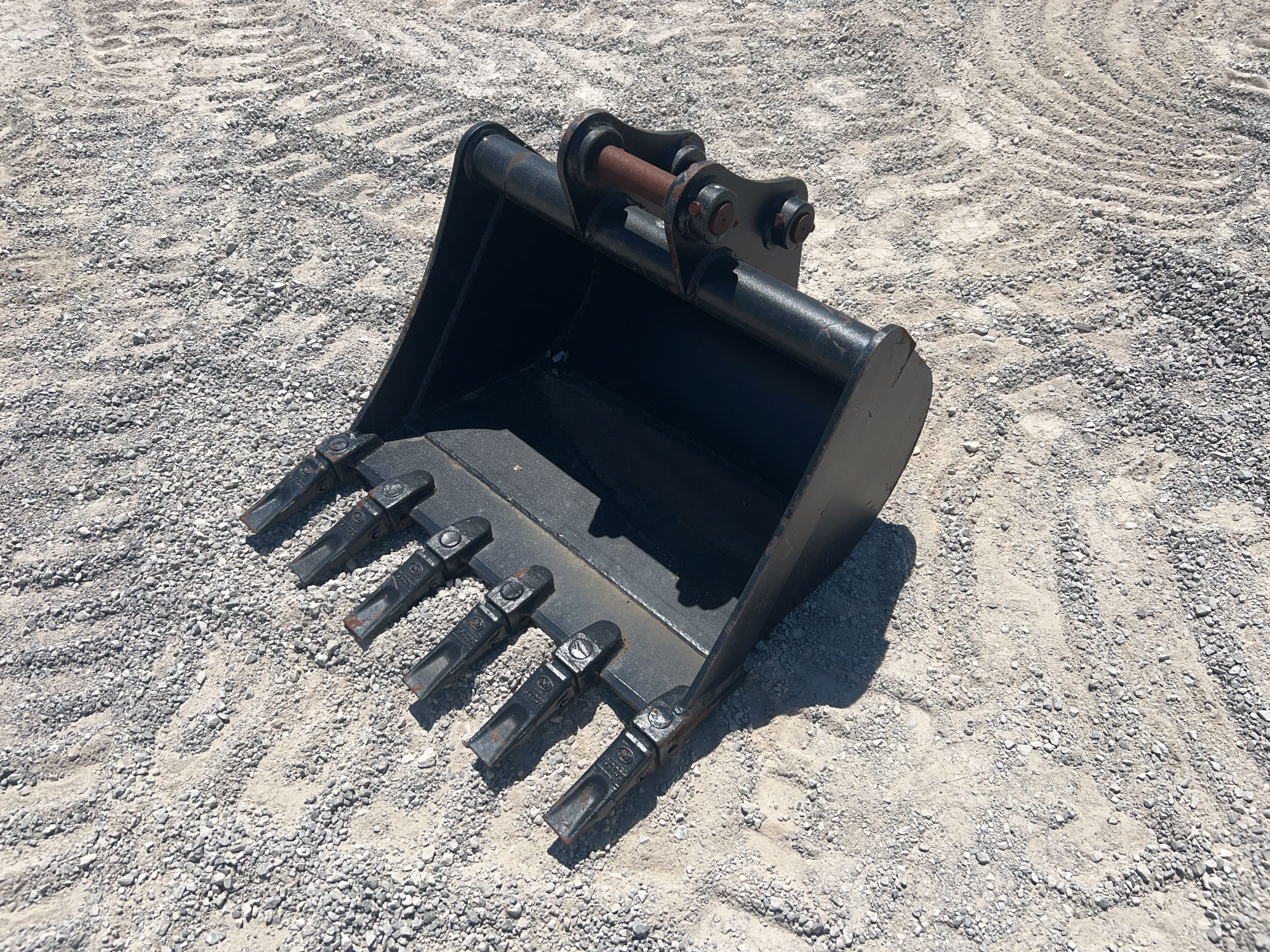 Equipment Photo - EQ8331