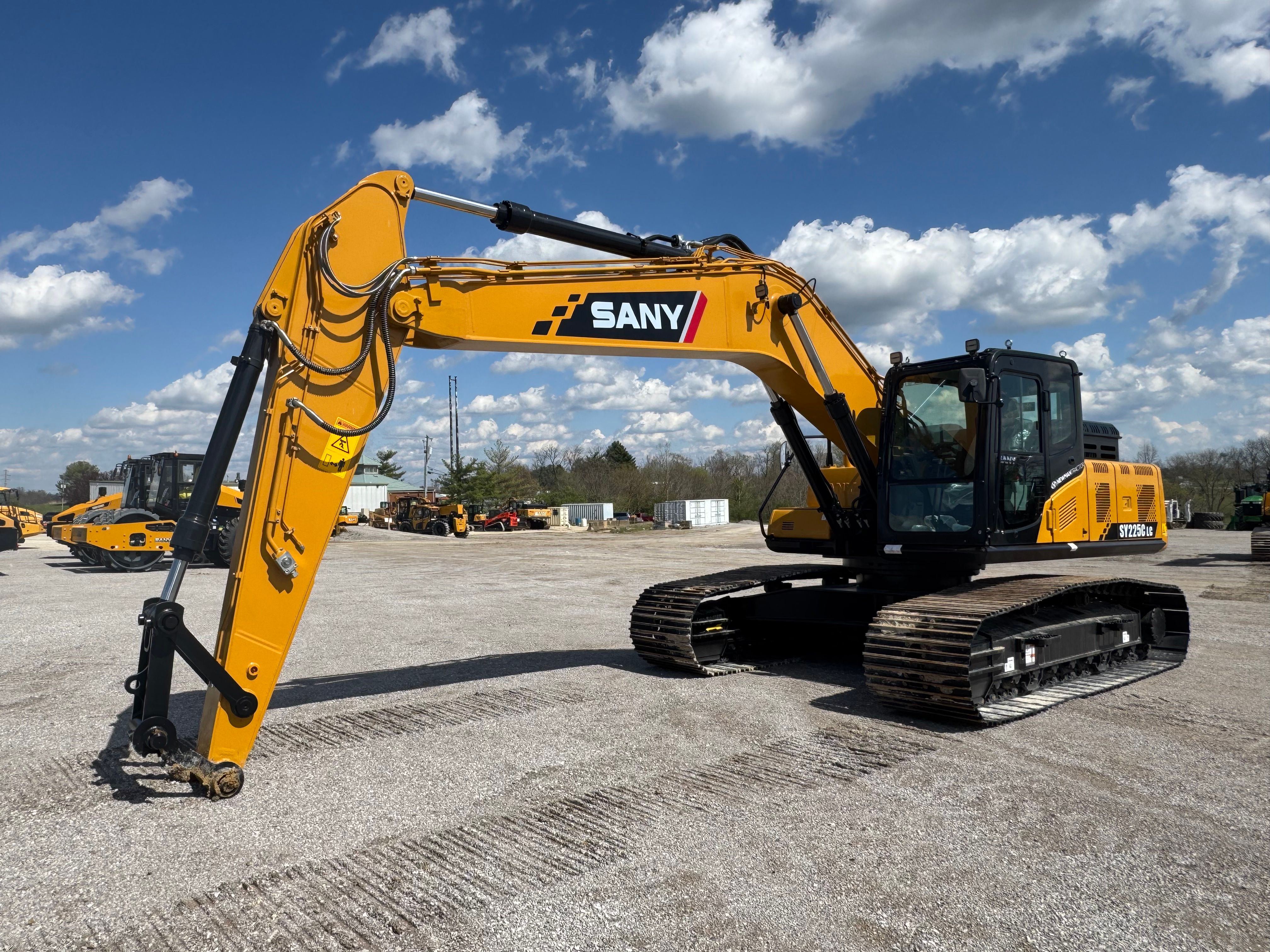 2025 SANY SY225C Photo 4 Thumbnail