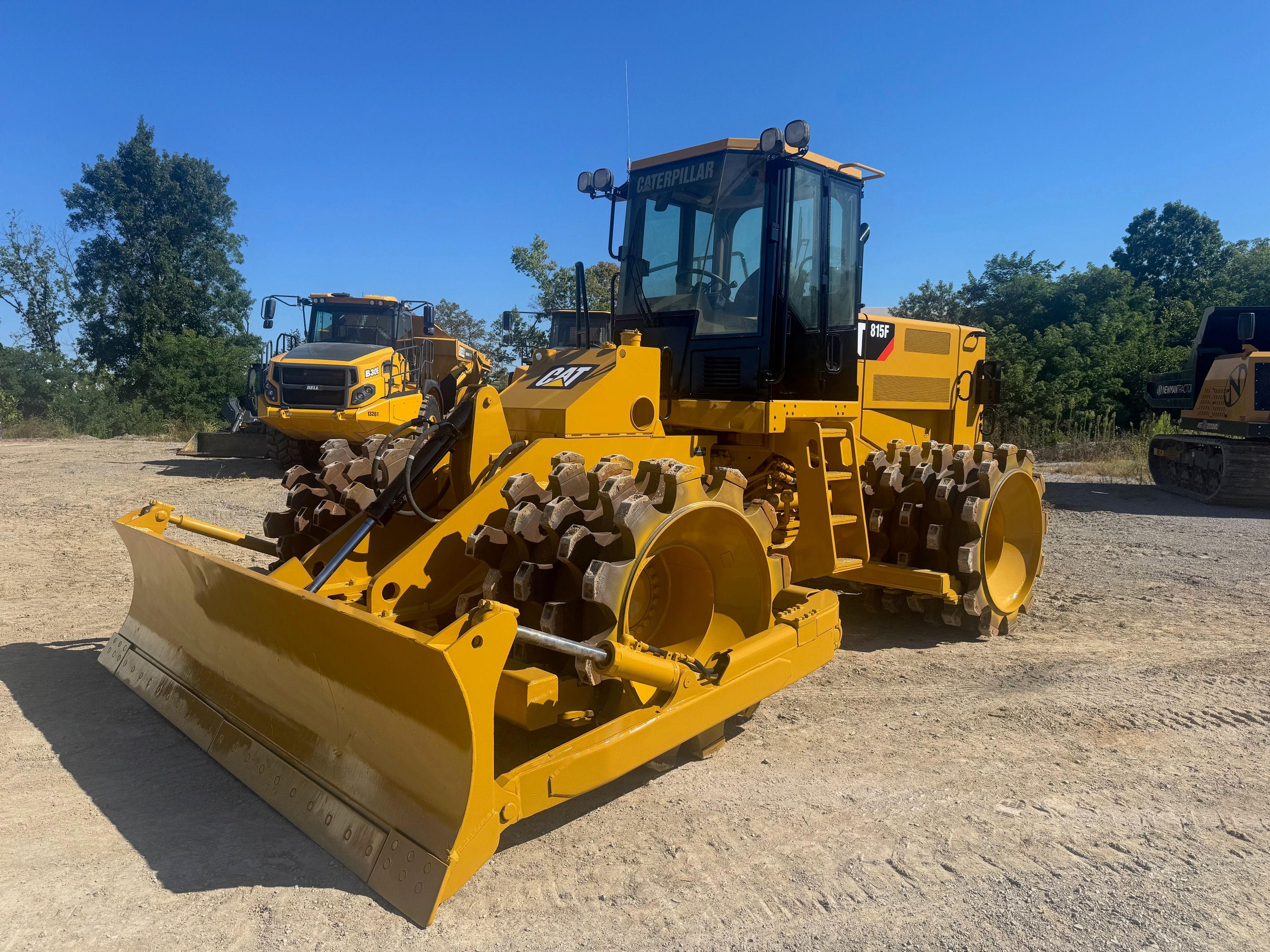 2006 CAT 815F Photo 1 Thumbnail